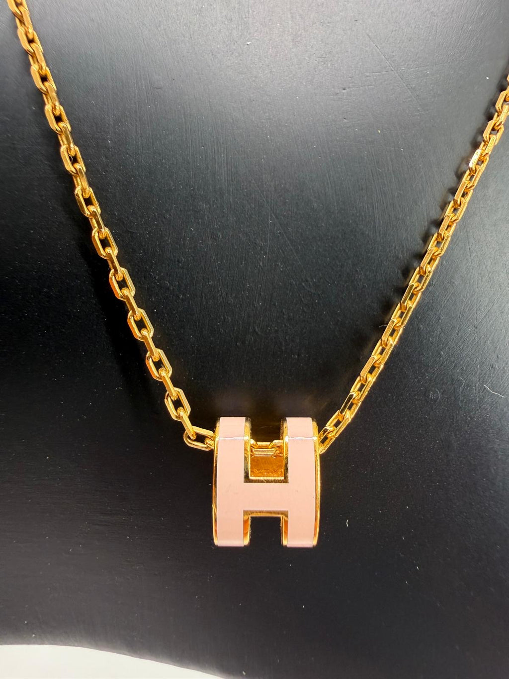 Hermes Mini Pop H pendant necklace pink