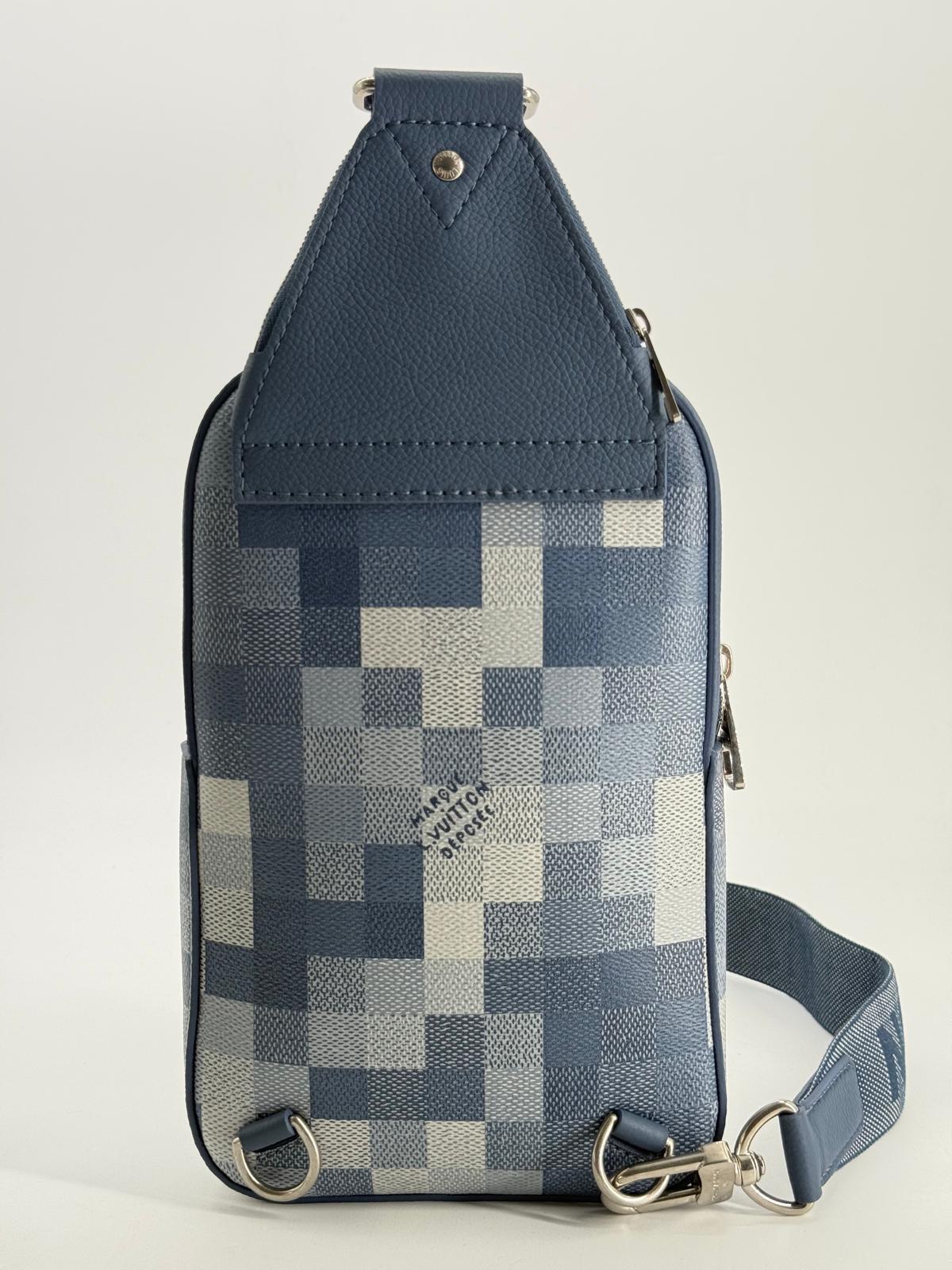 Louis Vuitton Avenue PM Slingbag