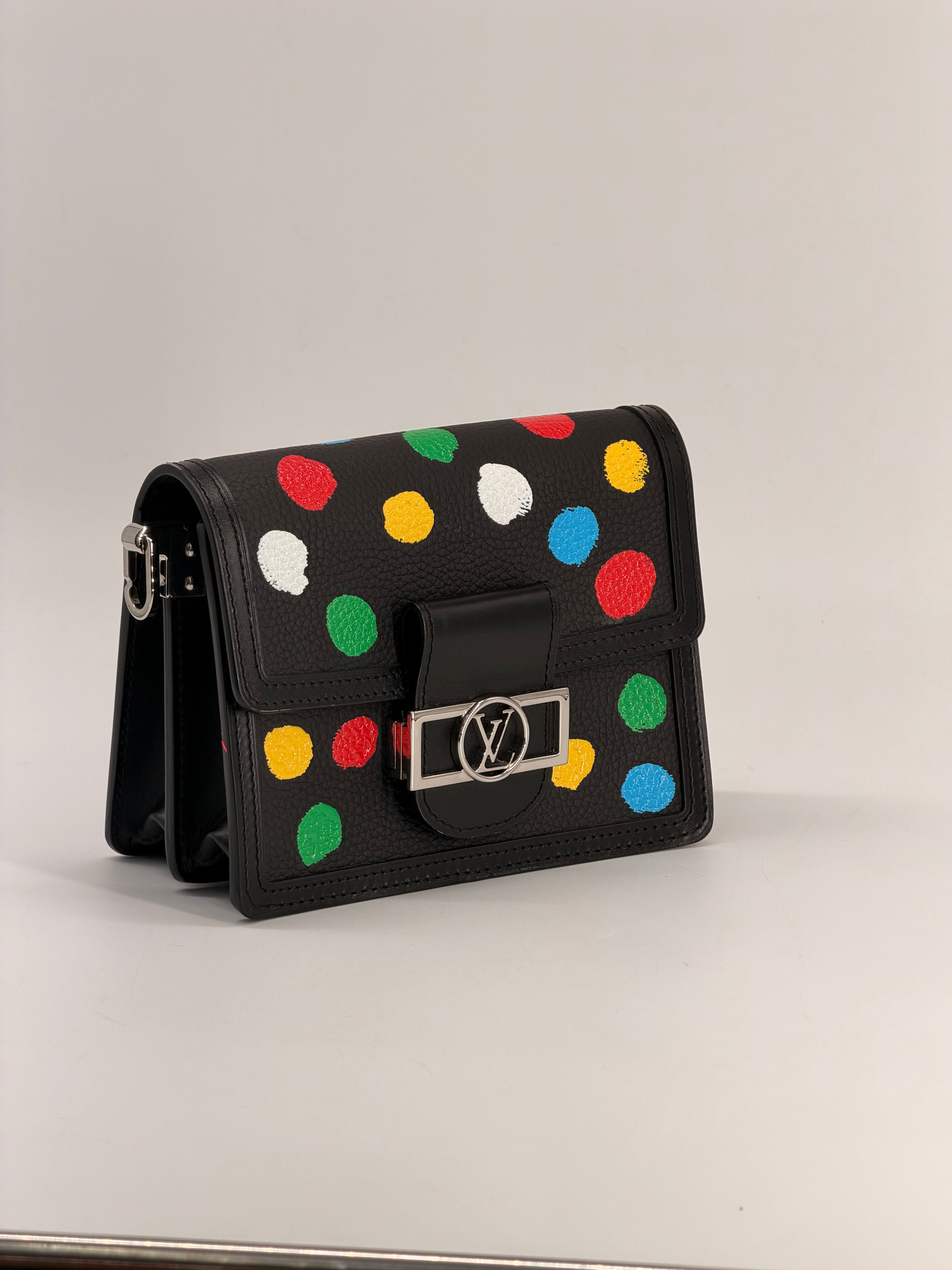 Louis Vuitton Monogram Dots Infinity x Yayoi Kusama Dauphine Mini Bag 2023