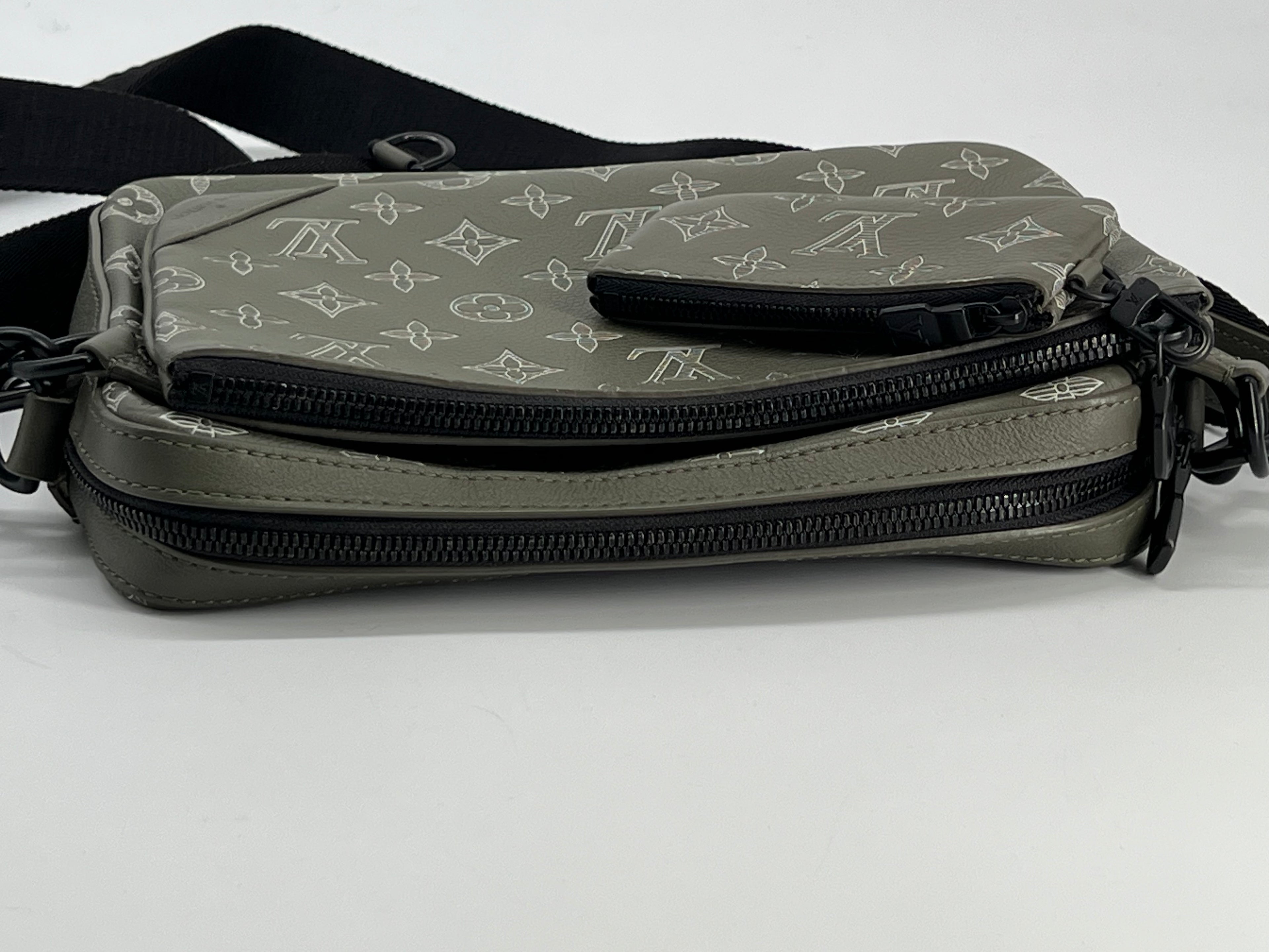 Louis Vuitton Trio Messenger Monogram Shadow Ink Green Bag