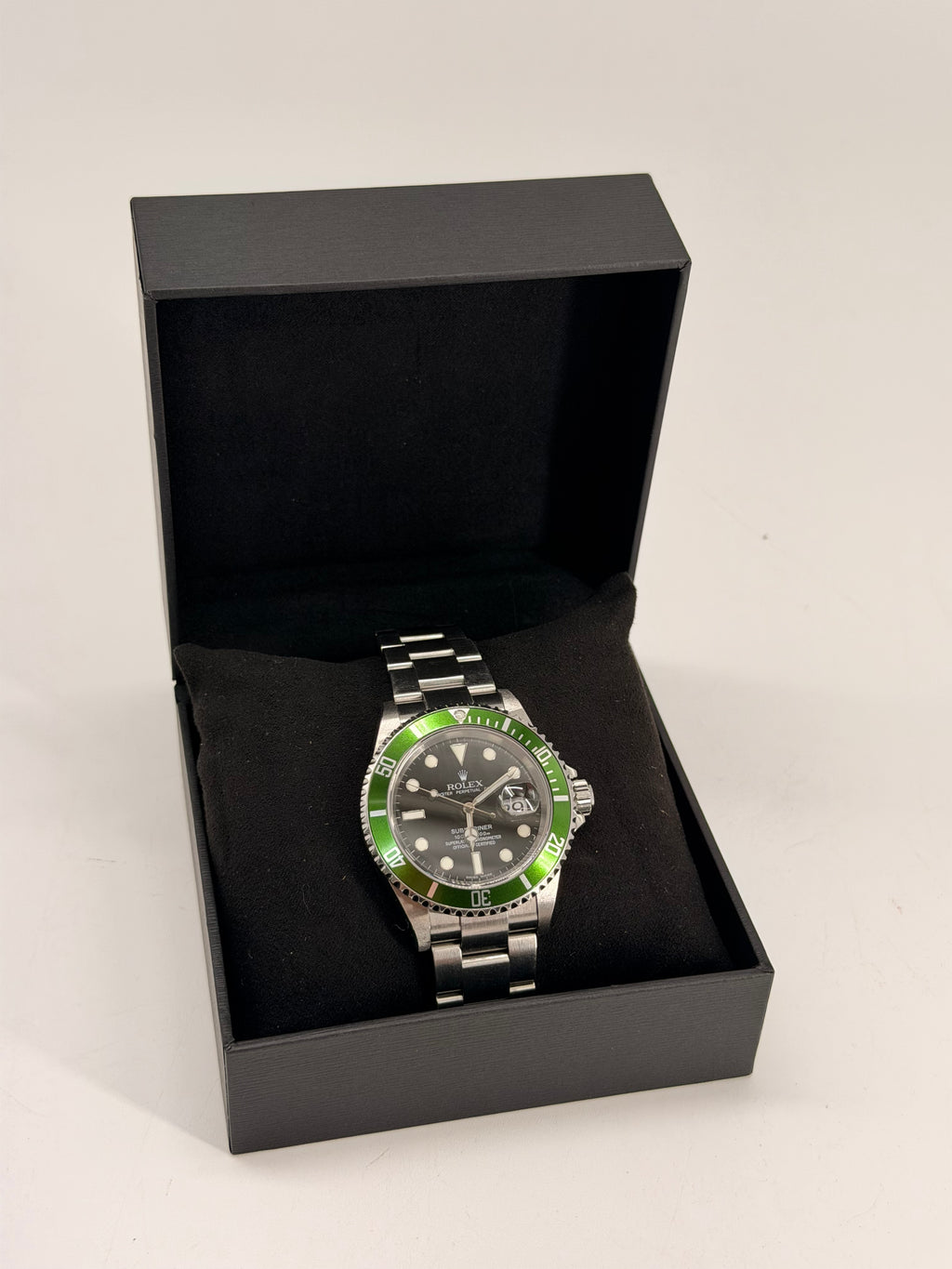 Rolex Submariner Kermit Black Dial Stainless Steel 40mm Men's Watch 16610LV
