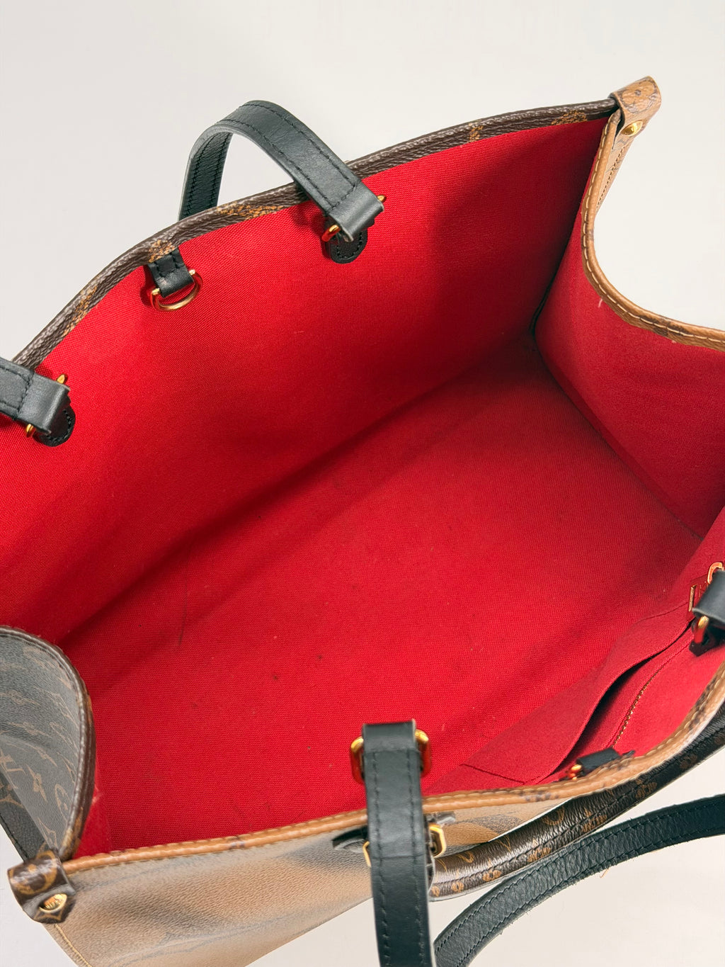 Louis Vuitton OnTheGo MM Monogram Canvas Tote Bag