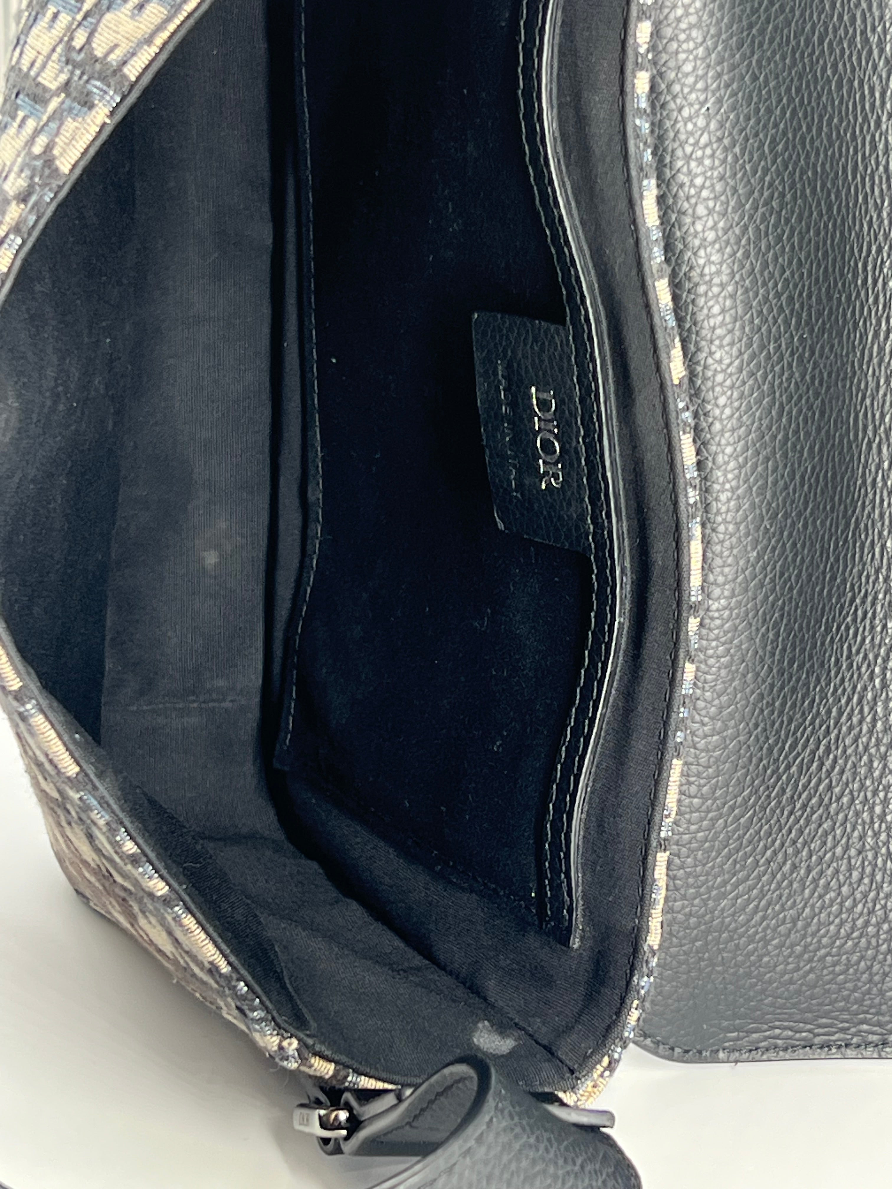 Dior Saddle Small Messenger Bag in Dark Blue Dior Oblique Jasquard Canvas