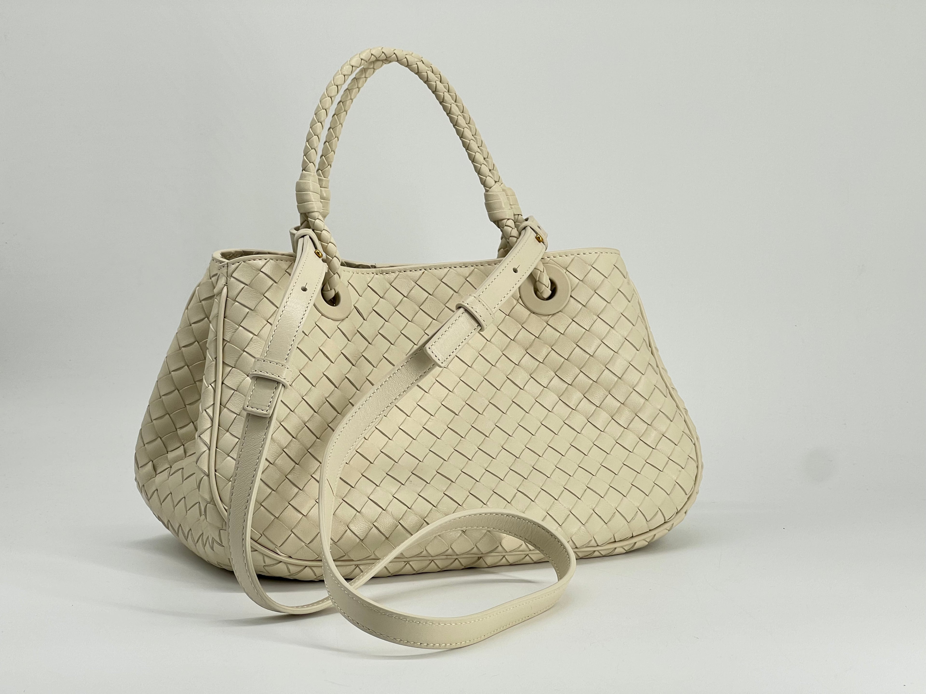 Bottega Veneta Nappa Intrecciato Basket Bag In Sea Salt Leather