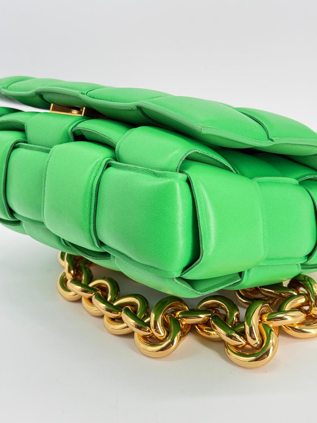 Bottega Veneta Cassette Chain Intrecciato Green Leather Shoulder Bag