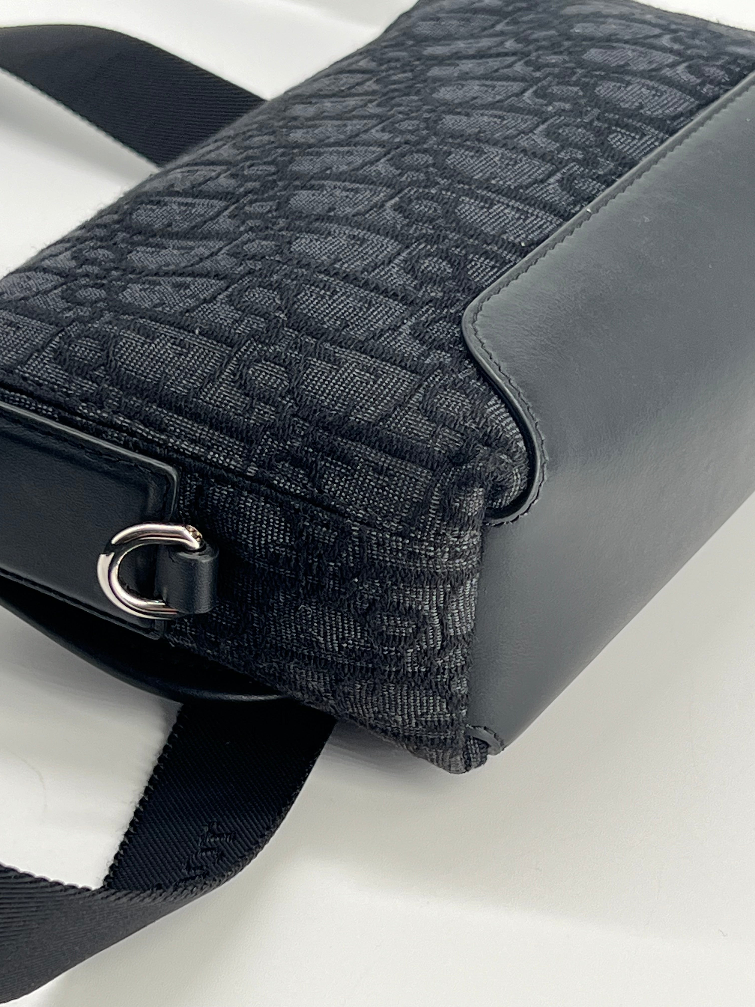 Christian Dior Mini Jett Messenger Bag