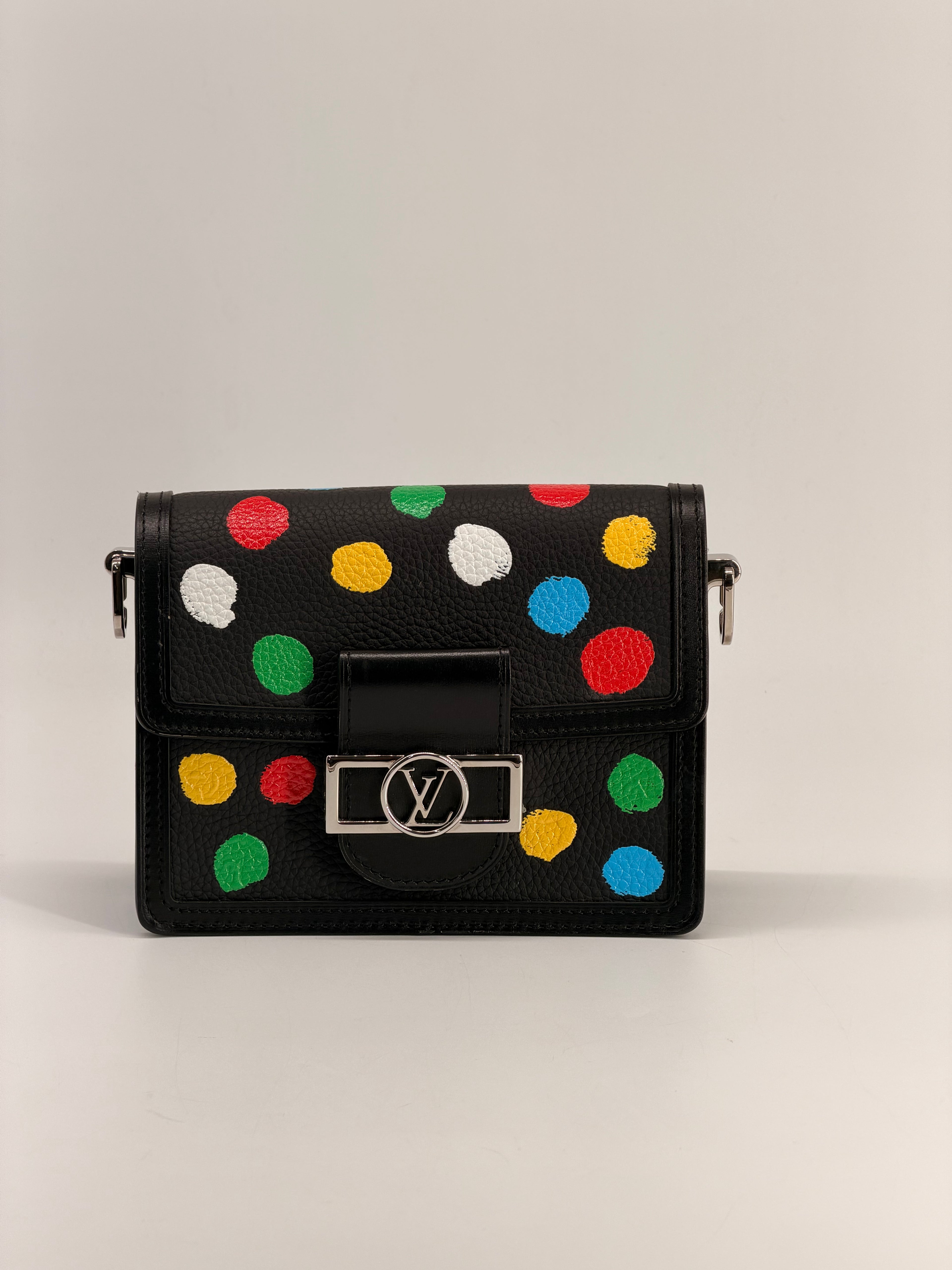 Louis Vuitton Monogram Dots Infinity x Yayoi Kusama Dauphine Mini Bag 2023