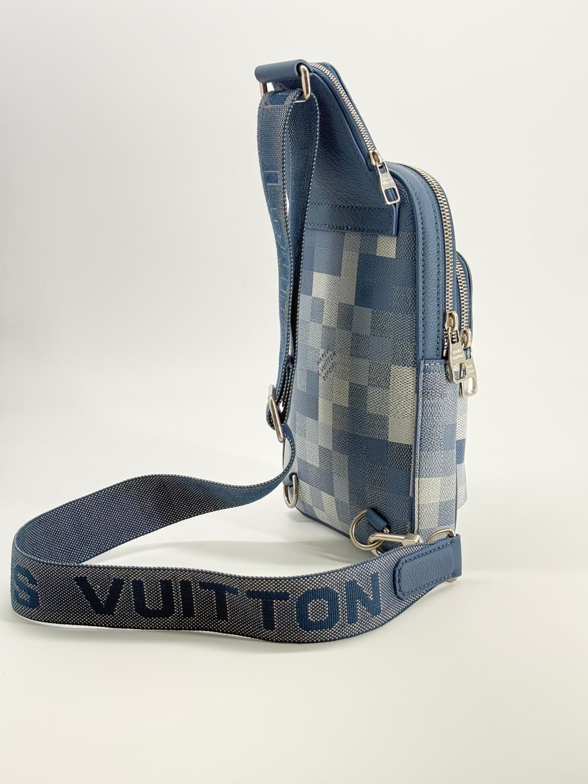 Louis Vuitton Avenue PM Slingbag