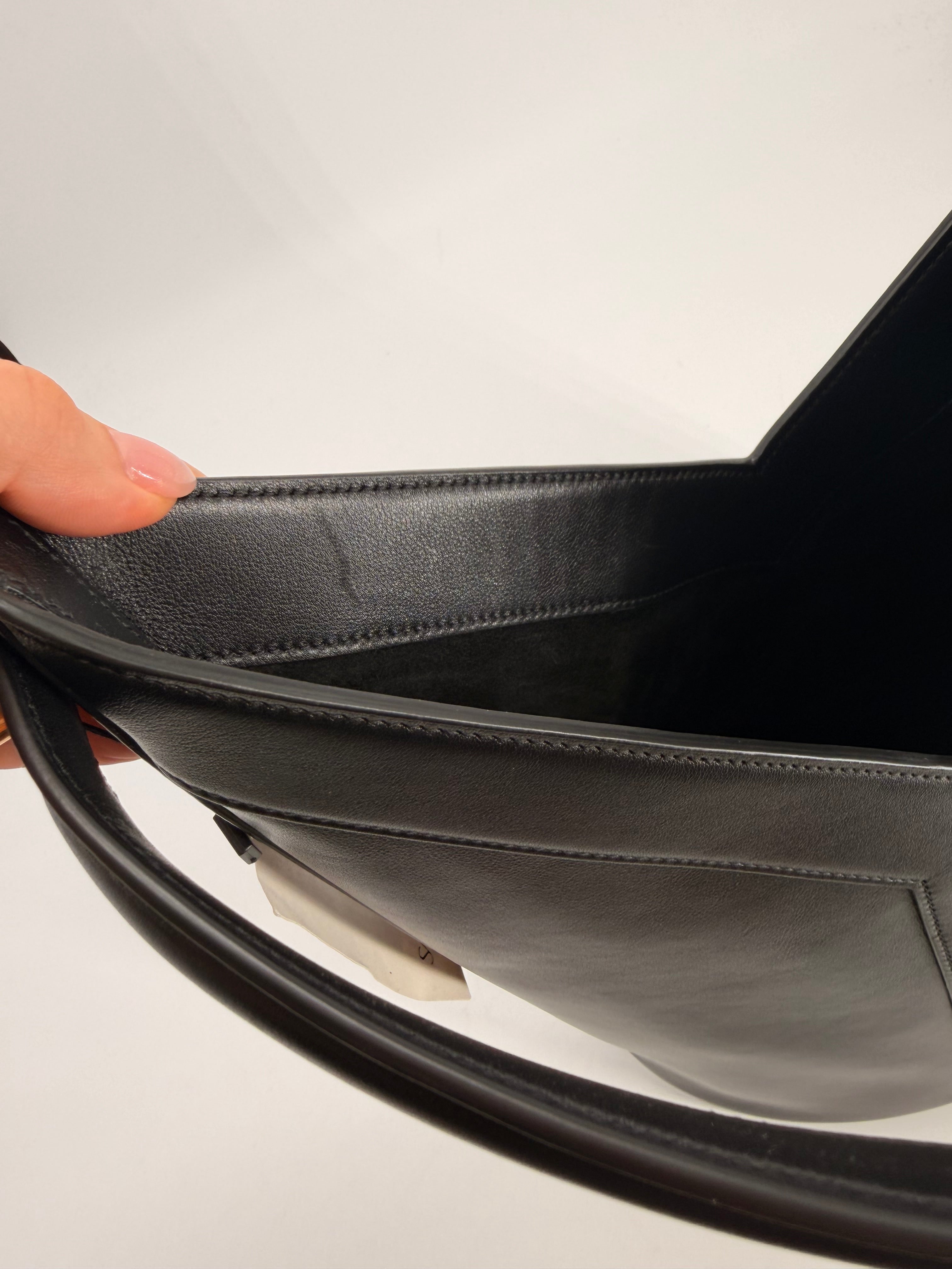 Saint Laurent Y-Stitch Black Leather Bucket Bag 2025