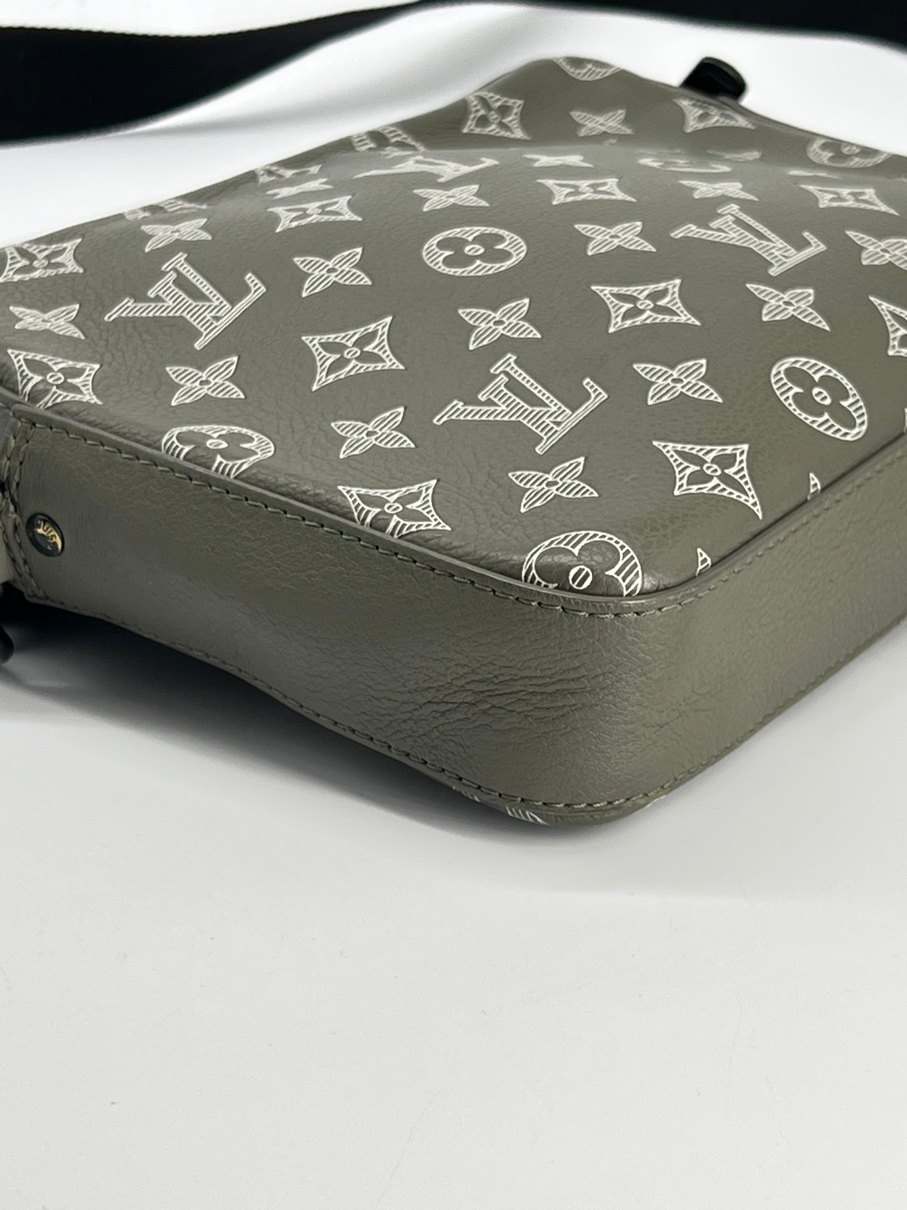 Louis Vuitton Trio Messenger Monogram Shadow Ink Green Bag