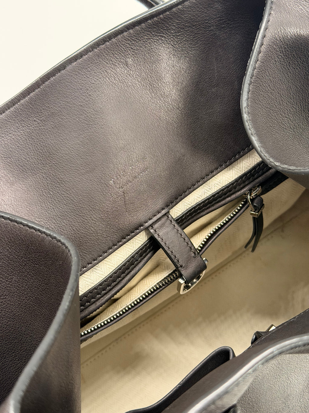 The Row Leather Margaux 15 Shoulder Bag