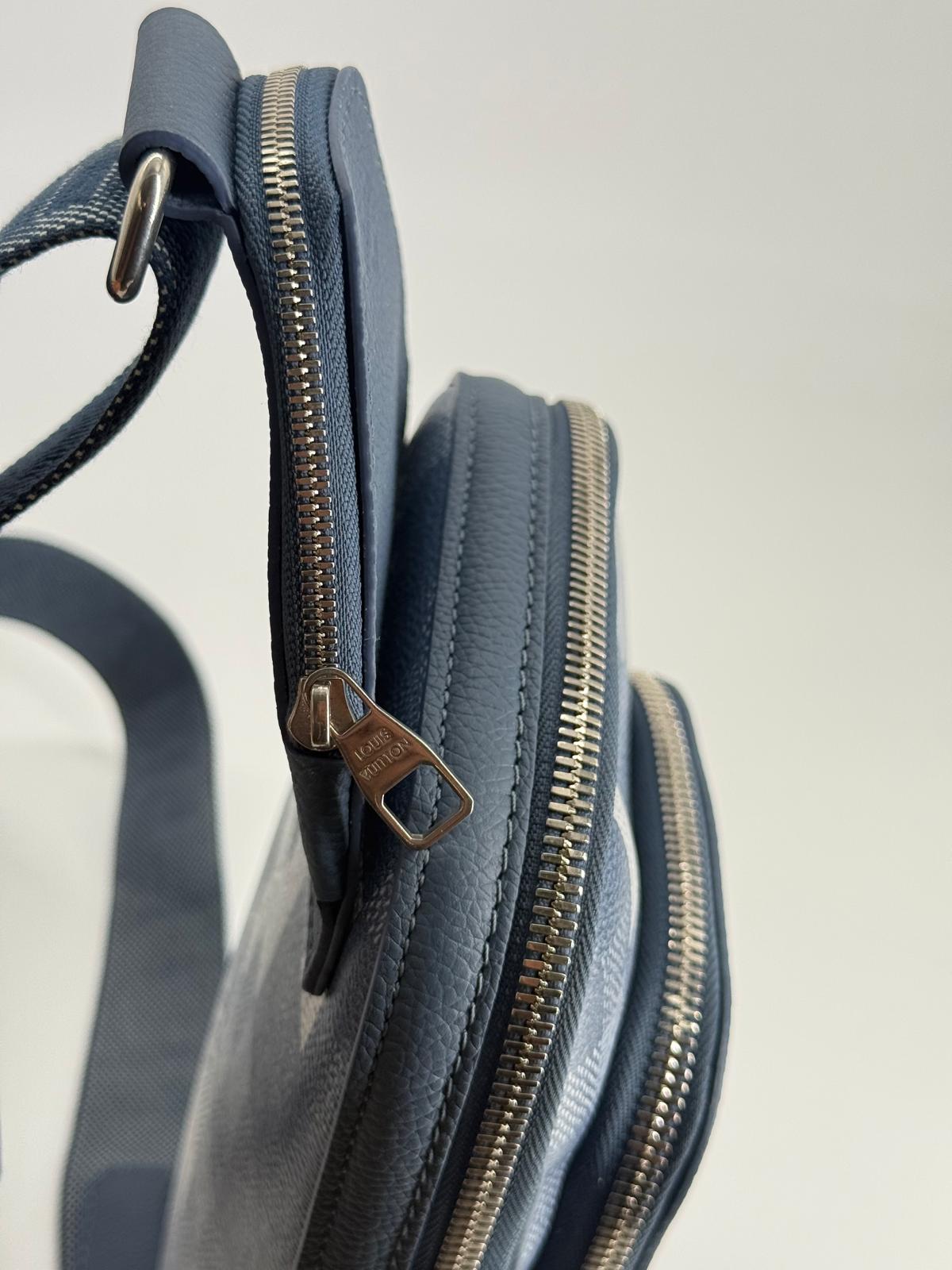 Louis Vuitton Avenue PM Slingbag