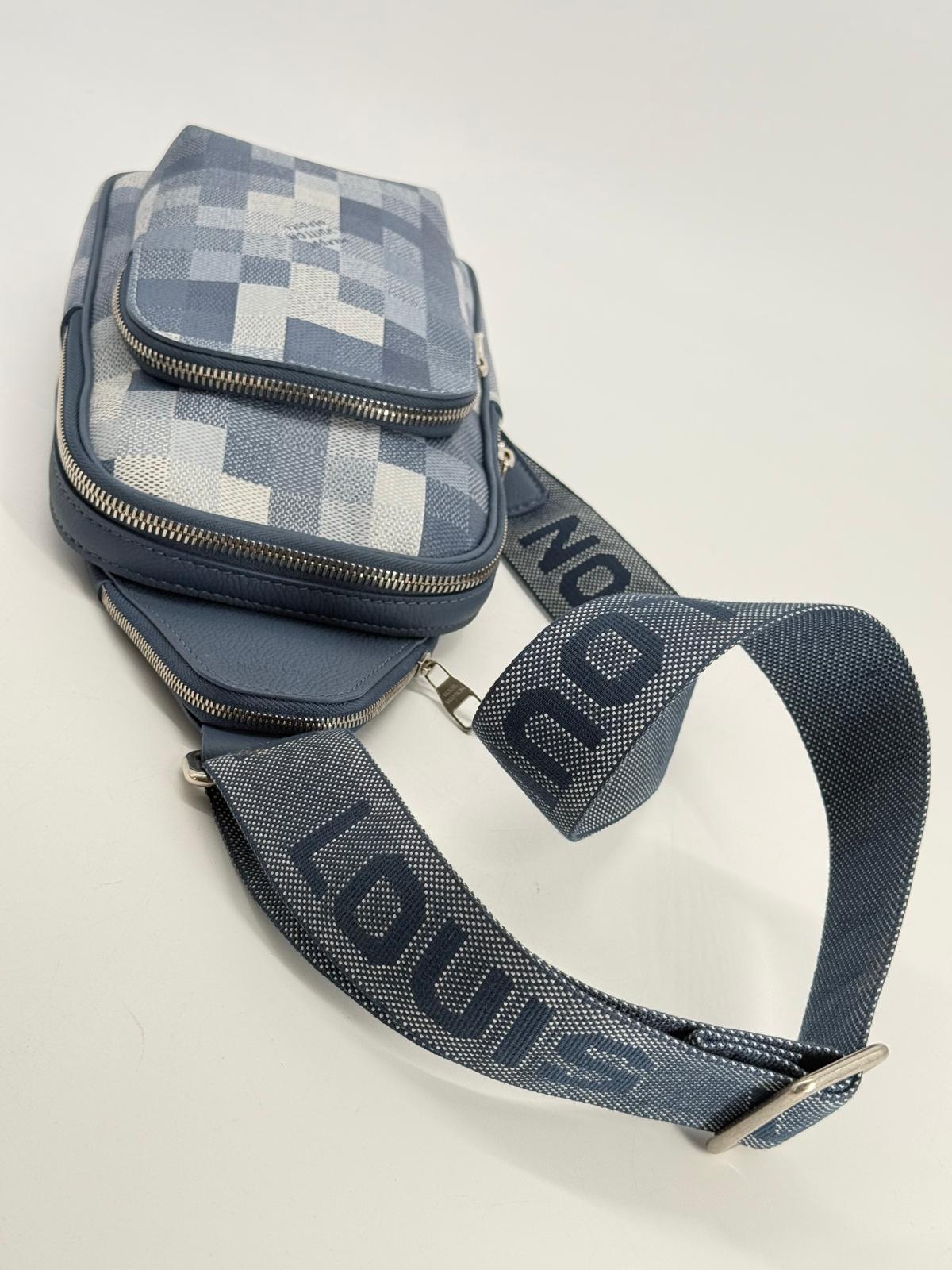 Louis Vuitton Avenue PM Slingbag