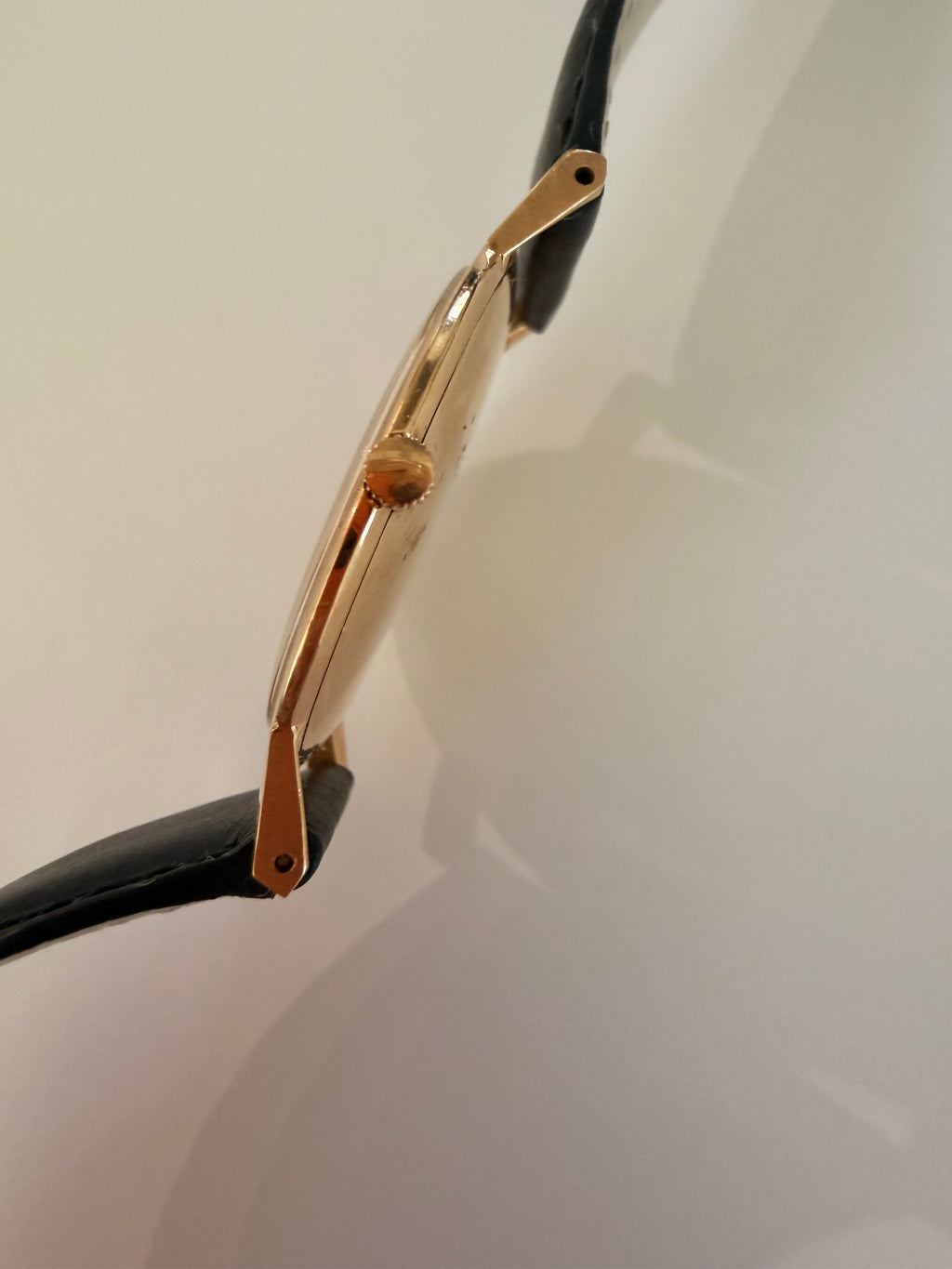 Vacheron Constantin Ultra Slim Watch Ref. 6351 18K Yellow Gold 1960s