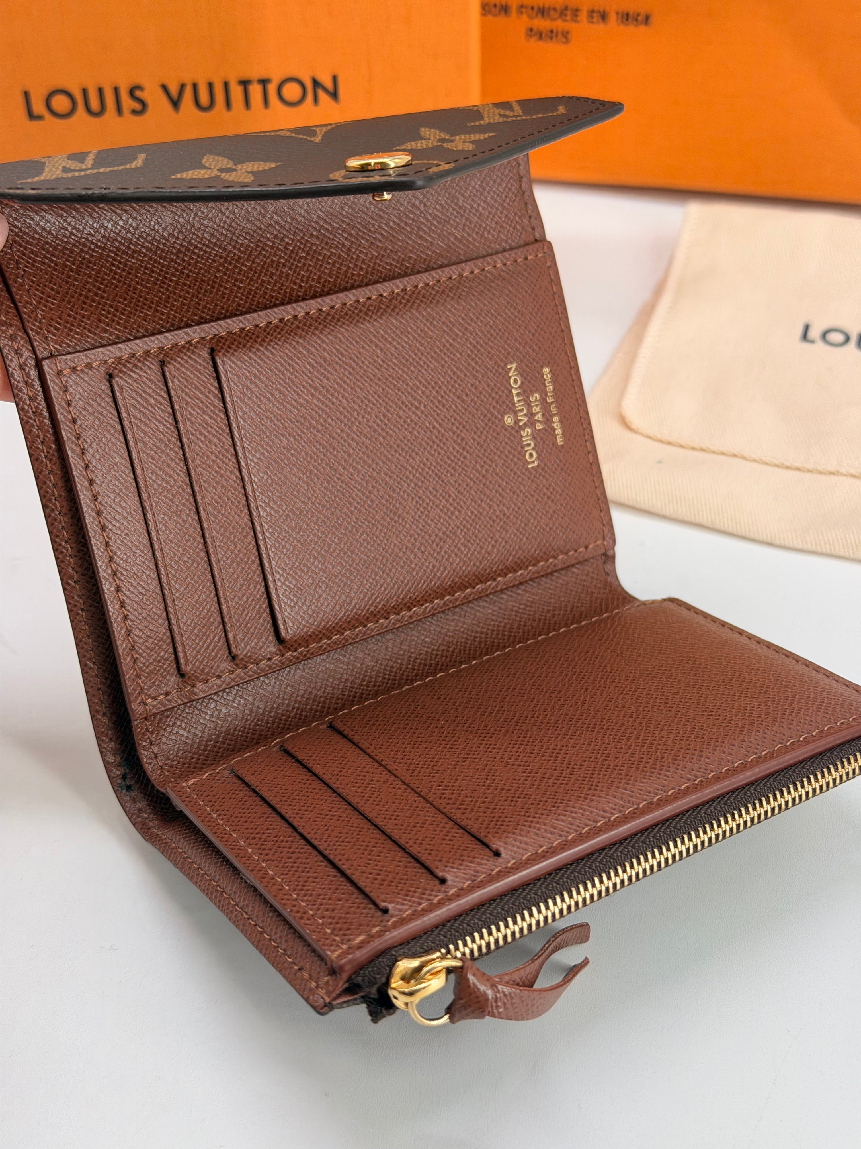 Louis Vuitton Victorine Wallet Monogram Canvas