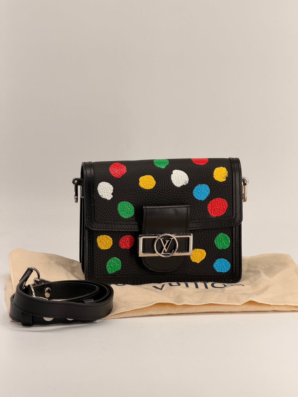 Louis Vuitton Monogram Dots Infinity x Yayoi Kusama Dauphine Mini Bag 2023