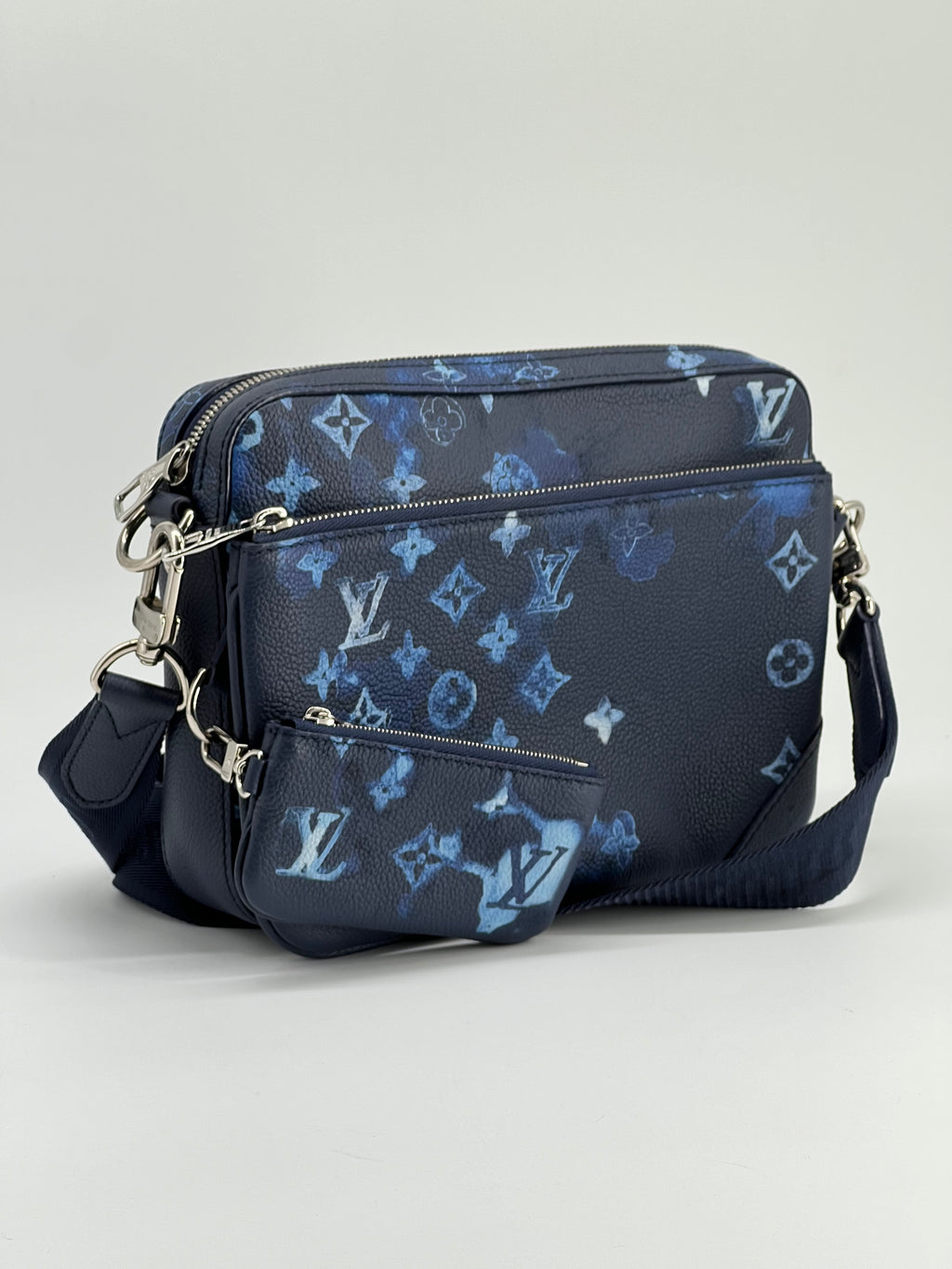Louis Vuitton Trio Messenger Blue MonogramWatercolor Shoulder Bag