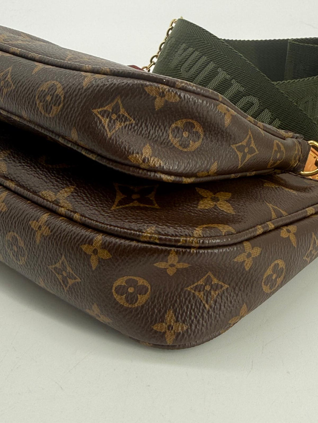 Louis Vuitton Multi Pochette Accessoires Crossbody Bag Monogram Canvas