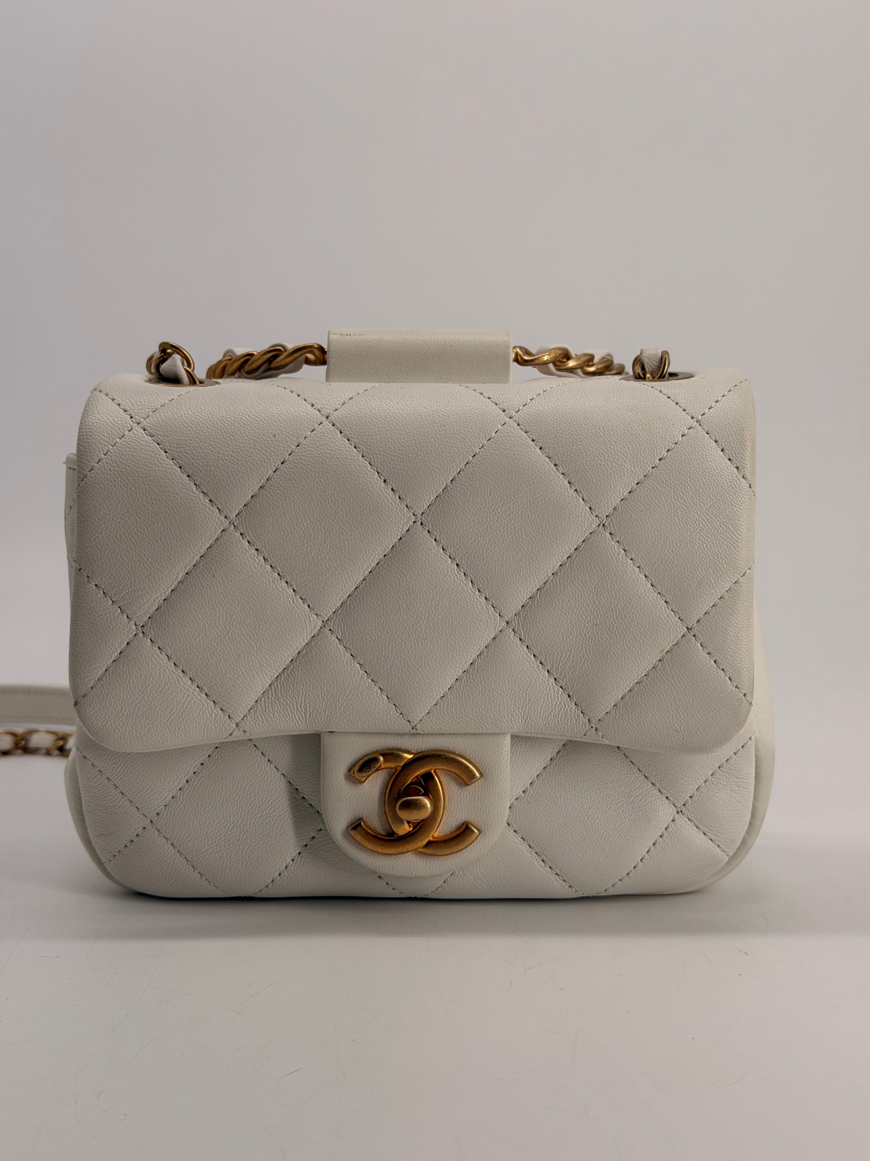 CHANEL MINI LAMBSKIN IN THE LOOP SHOULDER BAG WHITE