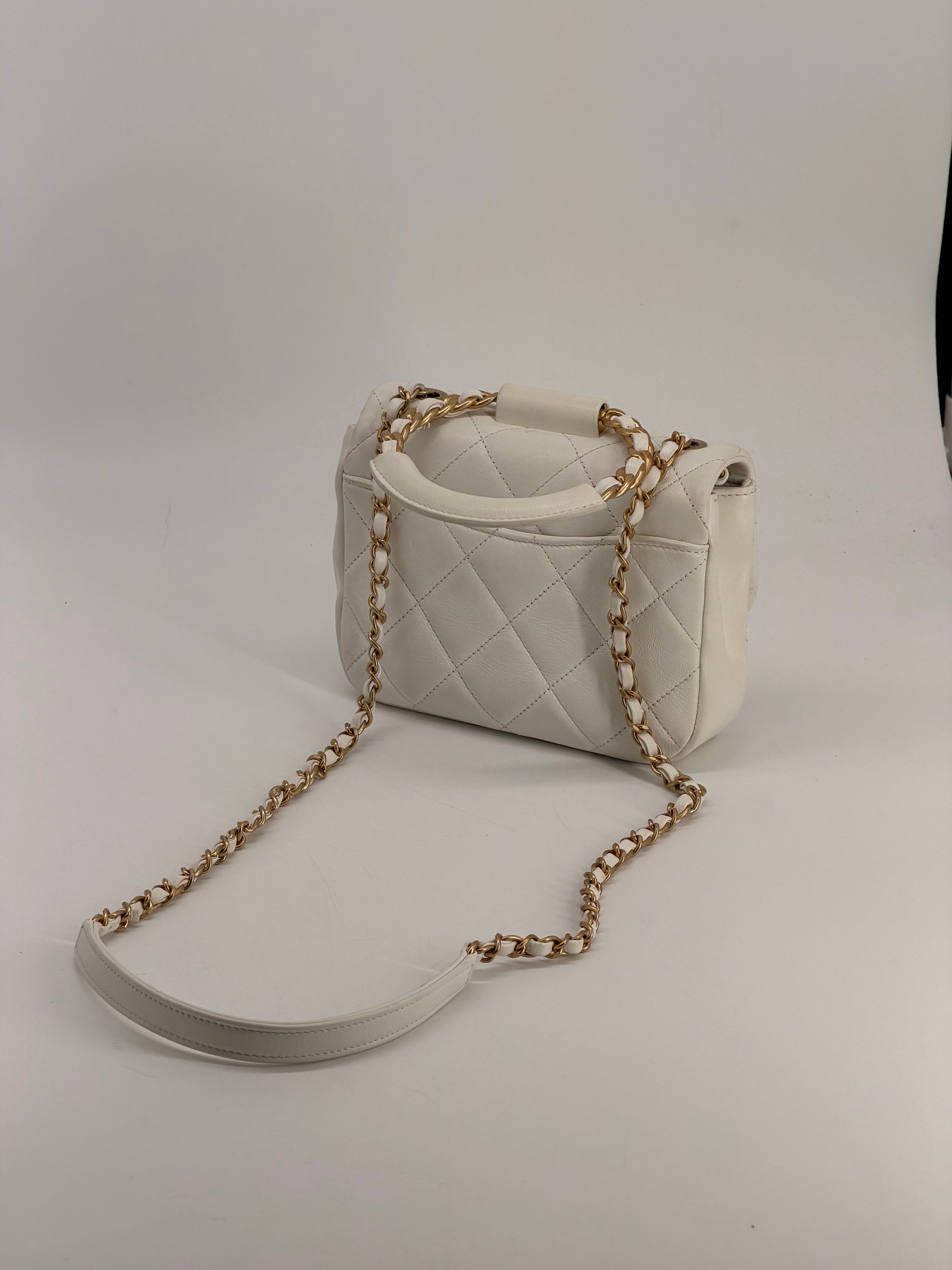 CHANEL MINI LAMBSKIN IN THE LOOP SHOULDER BAG WHITE