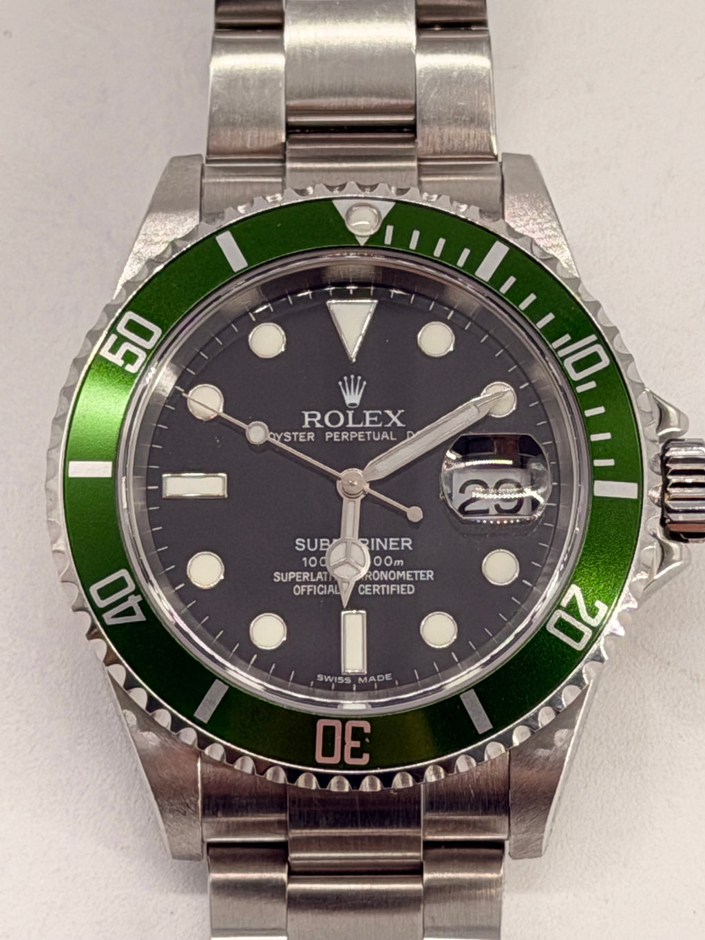 Rolex Submariner Kermit Black Dial Stainless Steel 40mm Men's Watch 16610LV