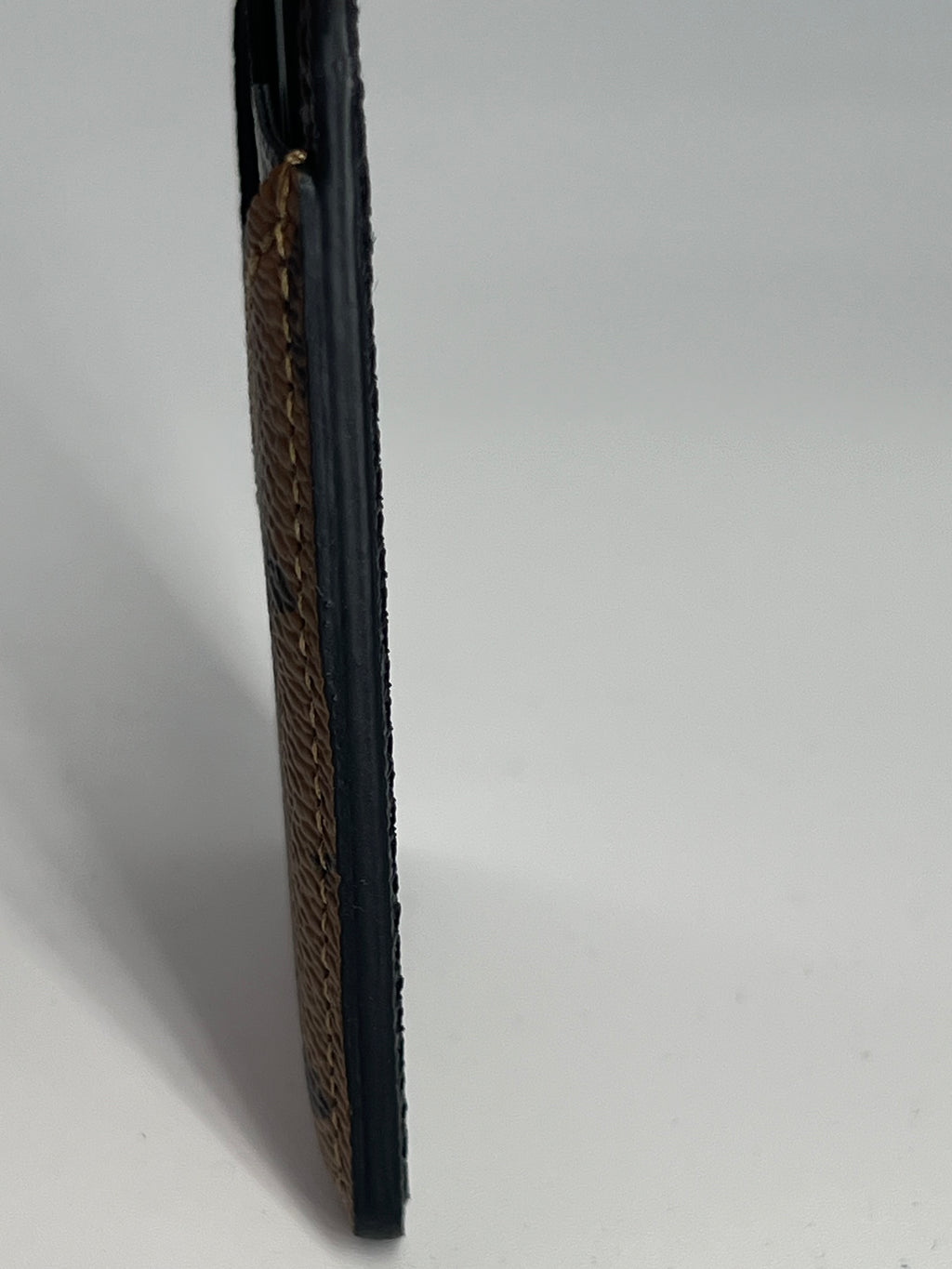 Louis Vuitton Magnetic Card Holder In Monogram Reverse Canvas