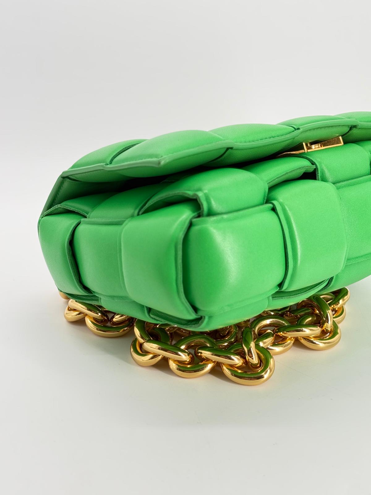 Bottega Veneta Cassette Chain Intrecciato Green Leather Shoulder Bag