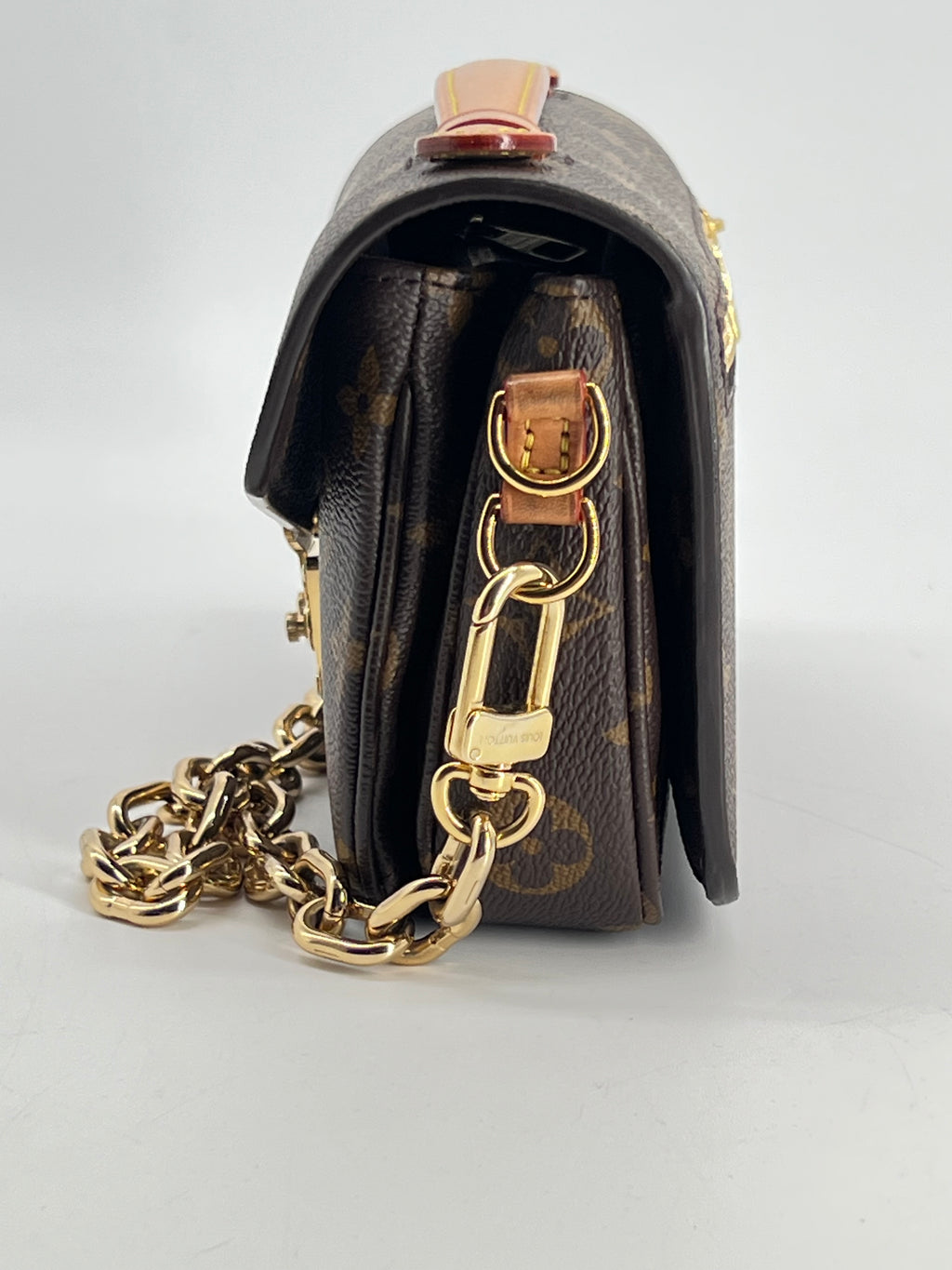 Louis Vuitton Pochette Métis East West Monogram Canvas Bag