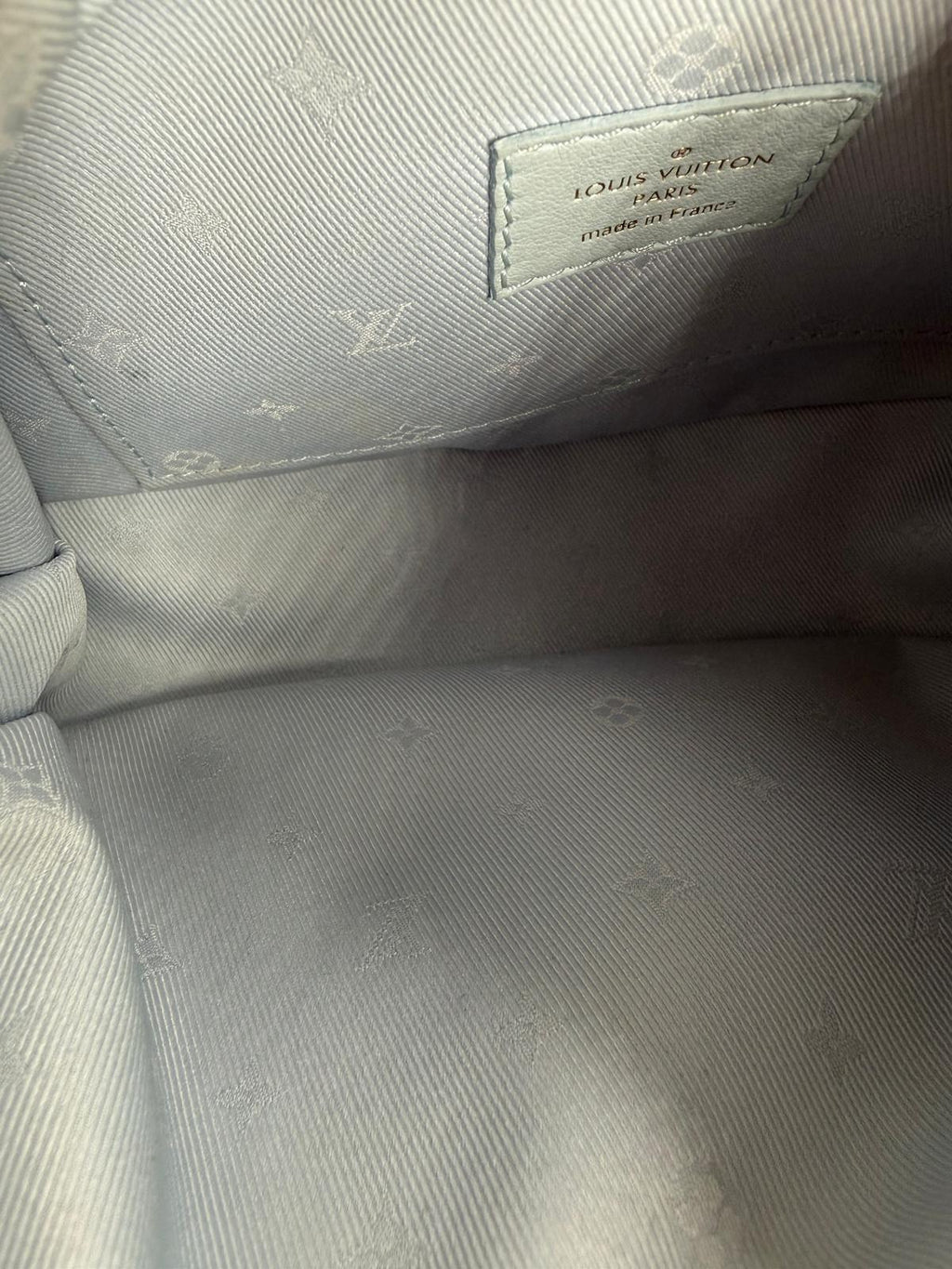 Louis Vuitton Over The Moon Loop Bubblegram Blue Chaim Crossbody Bag