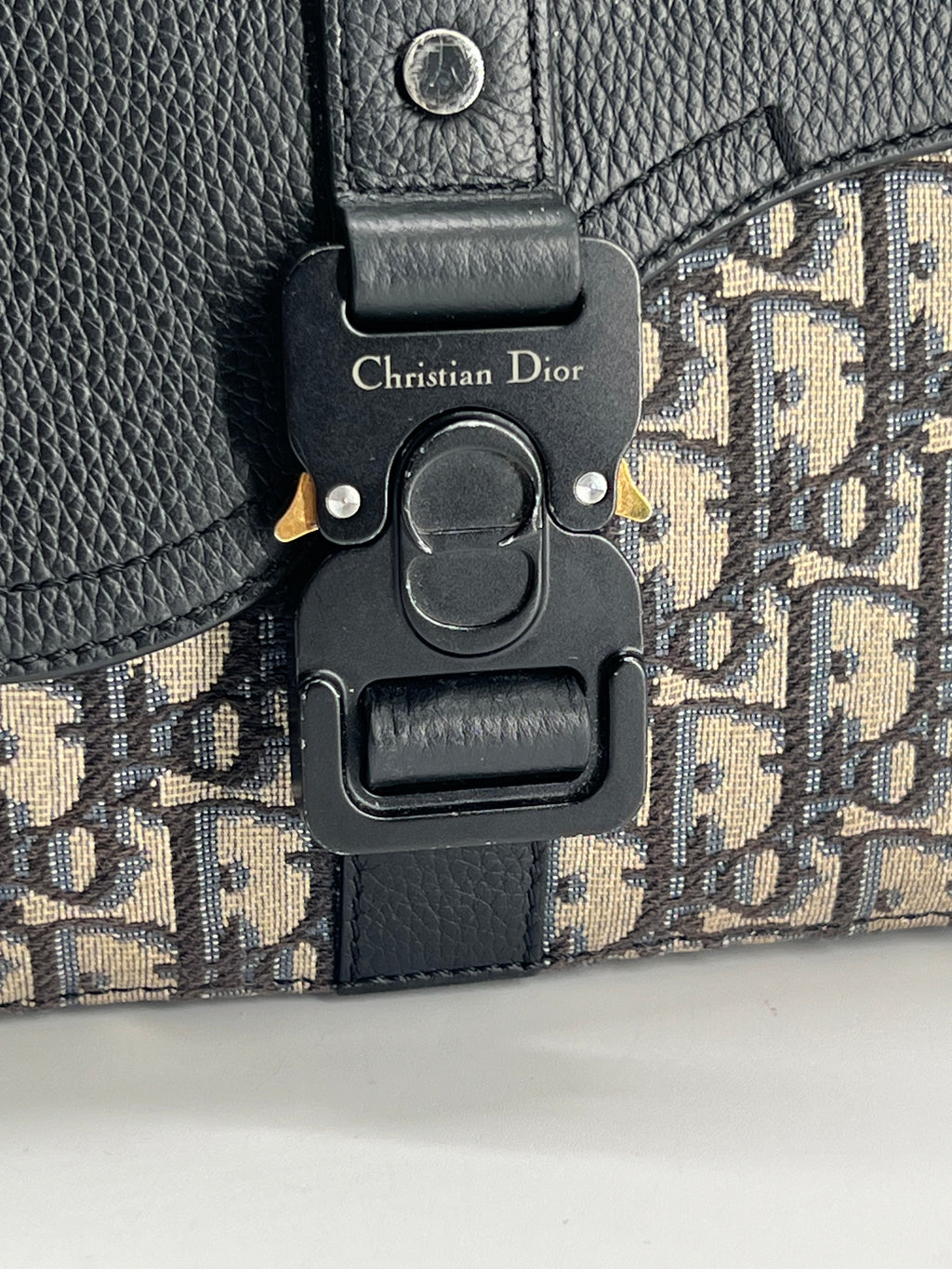 Dior Saddle Small Messenger Bag in Dark Blue Dior Oblique Jasquard Canvas
