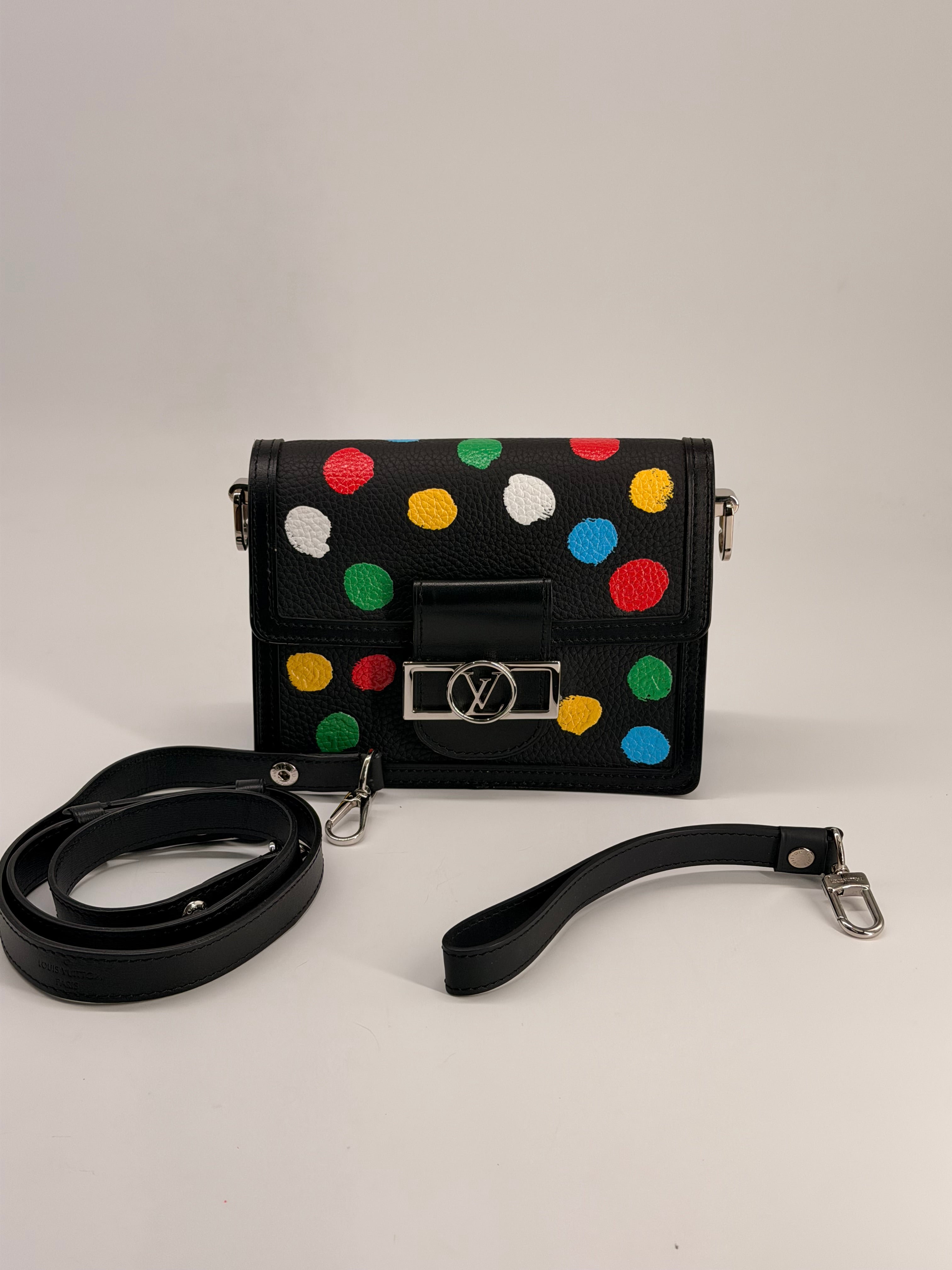 Louis Vuitton Monogram Dots Infinity x Yayoi Kusama Dauphine Mini Bag 2023