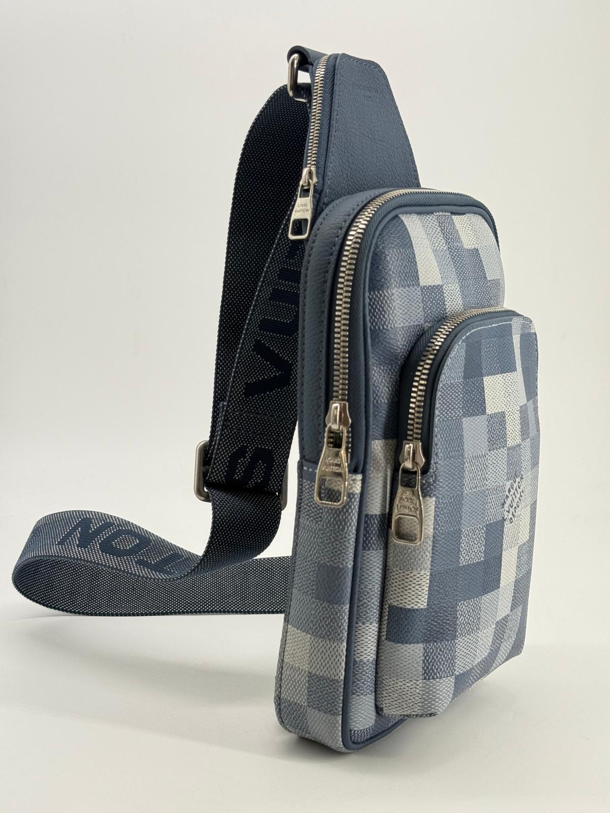 Louis Vuitton Avenue PM Slingbag