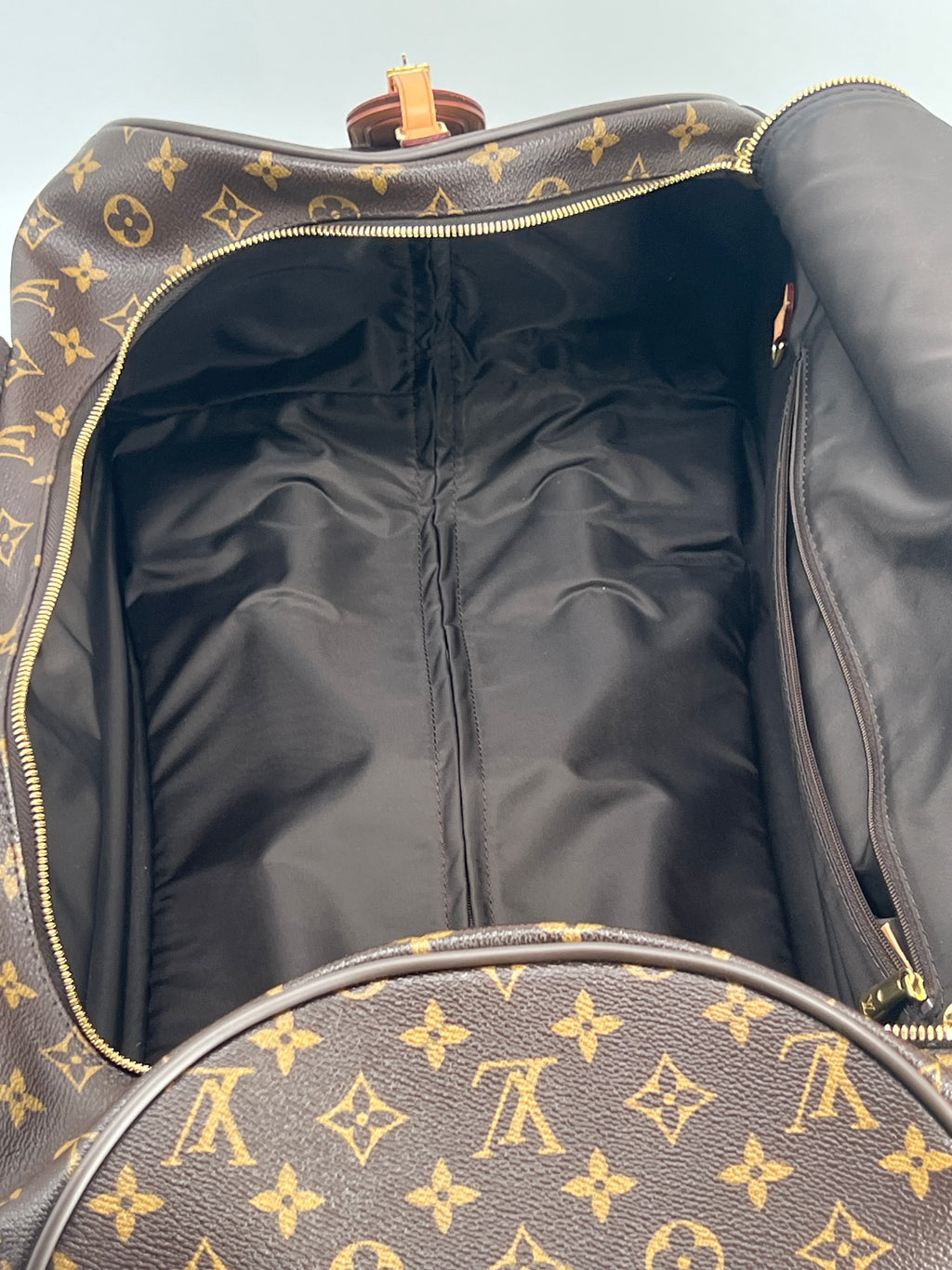 Louis Vuitton Neo Eole 55 Monogram Canvas Rolling Duffel Bag