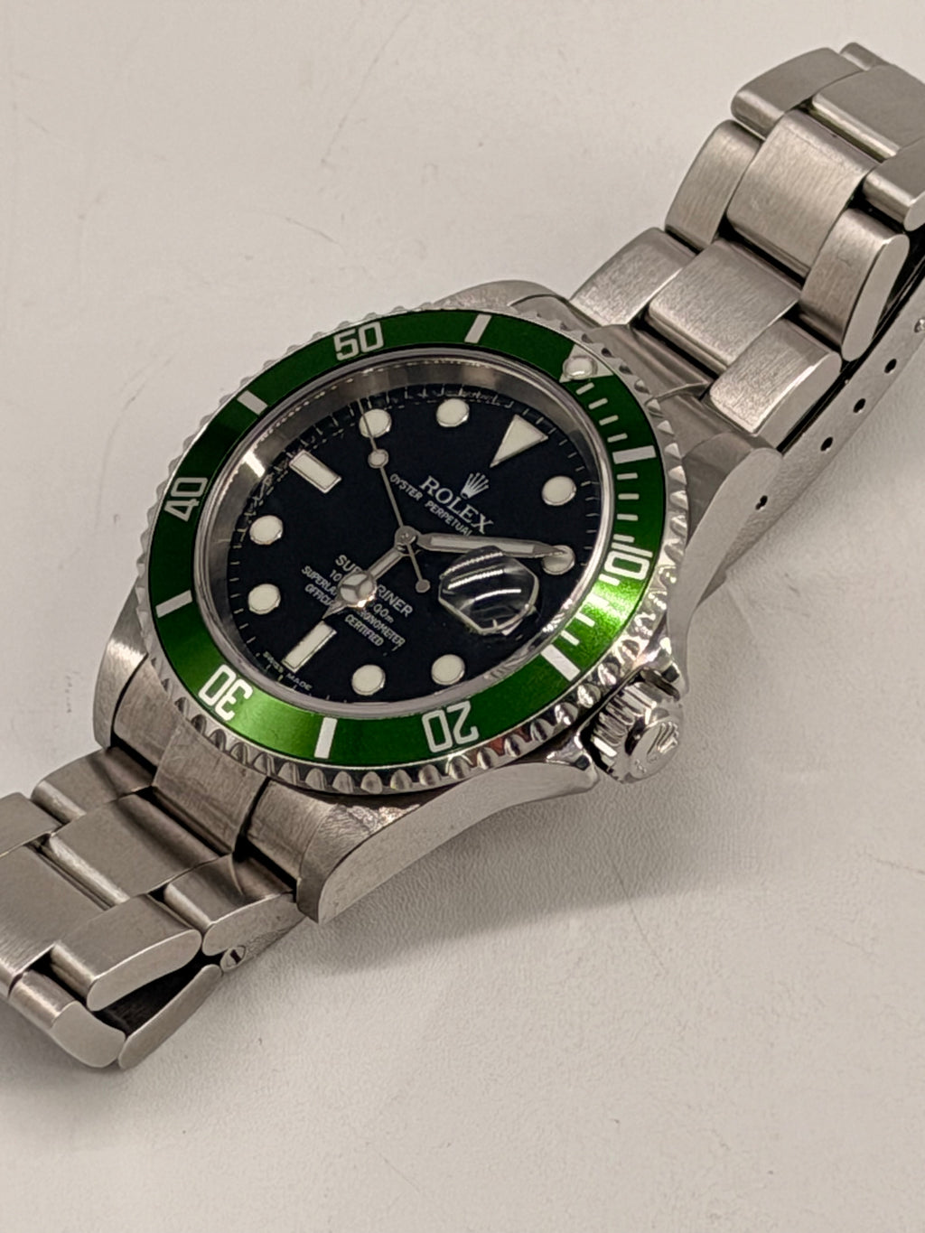 Rolex Submariner Kermit Black Dial Stainless Steel 40mm Men's Watch 16610LV