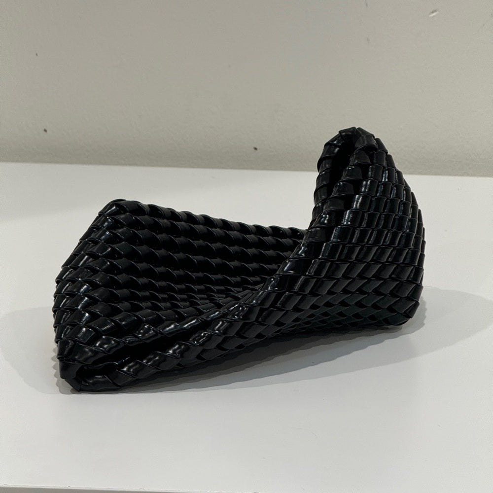 Bottega Veneta Intrecciato Twist Clutch Black