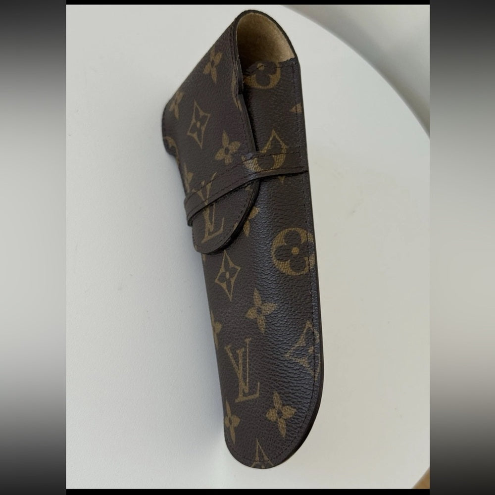 Authentic LOUIS VUITTON Monogram Etui Lunette Rabat Eyeglasses Sunglasses Case