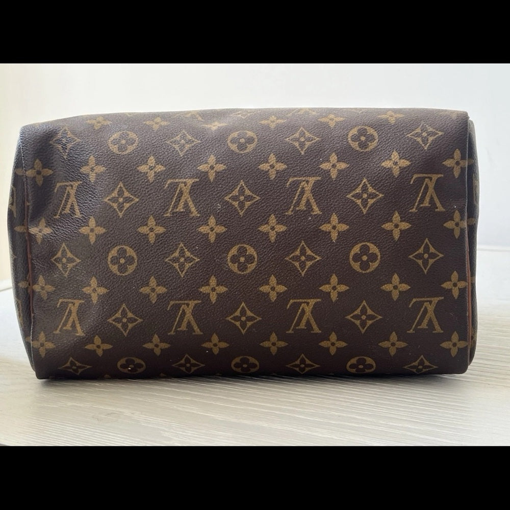 Louis Vuitton Speedy 30 Monogram Canvas Handbag