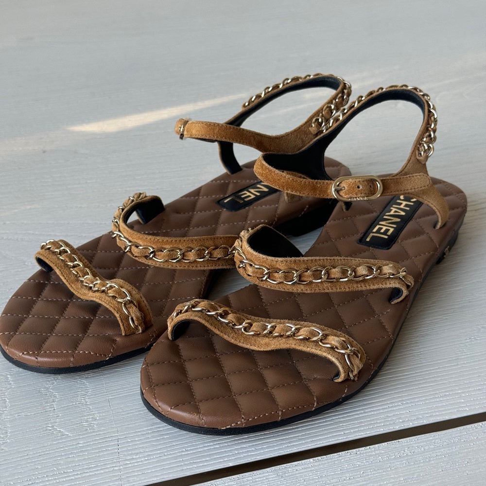 CHANEL Quilted Leather & Gold Chain Strappy Flat Sandals 37