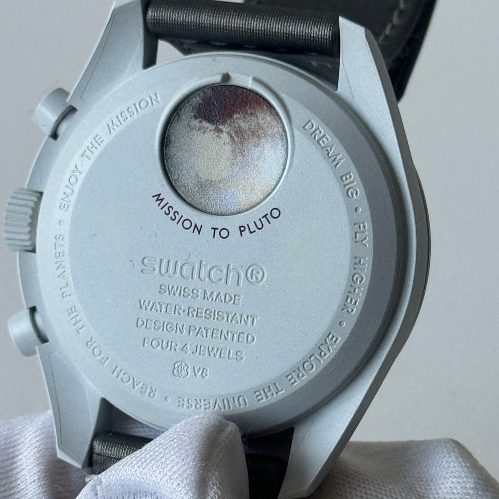 Omega X Swatch Mission To Pluto Quartz Watch 42mm - SO33M101