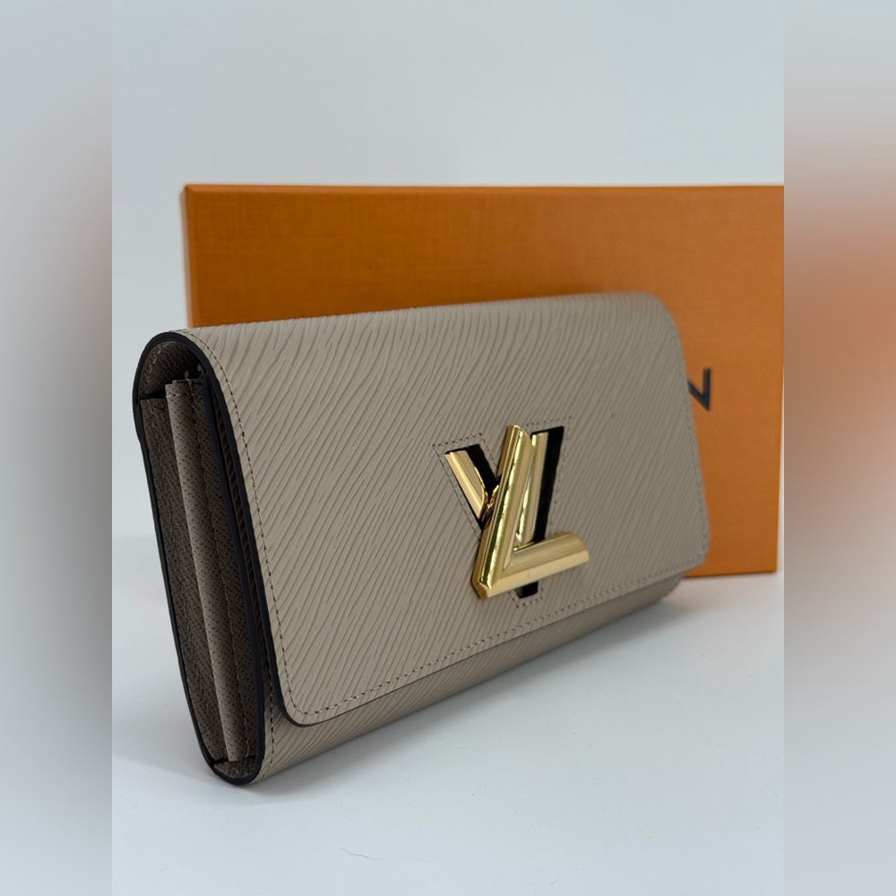 Louis Vuitton Twist Wallet in Epi Leather Beige w/ Box and Dust bag