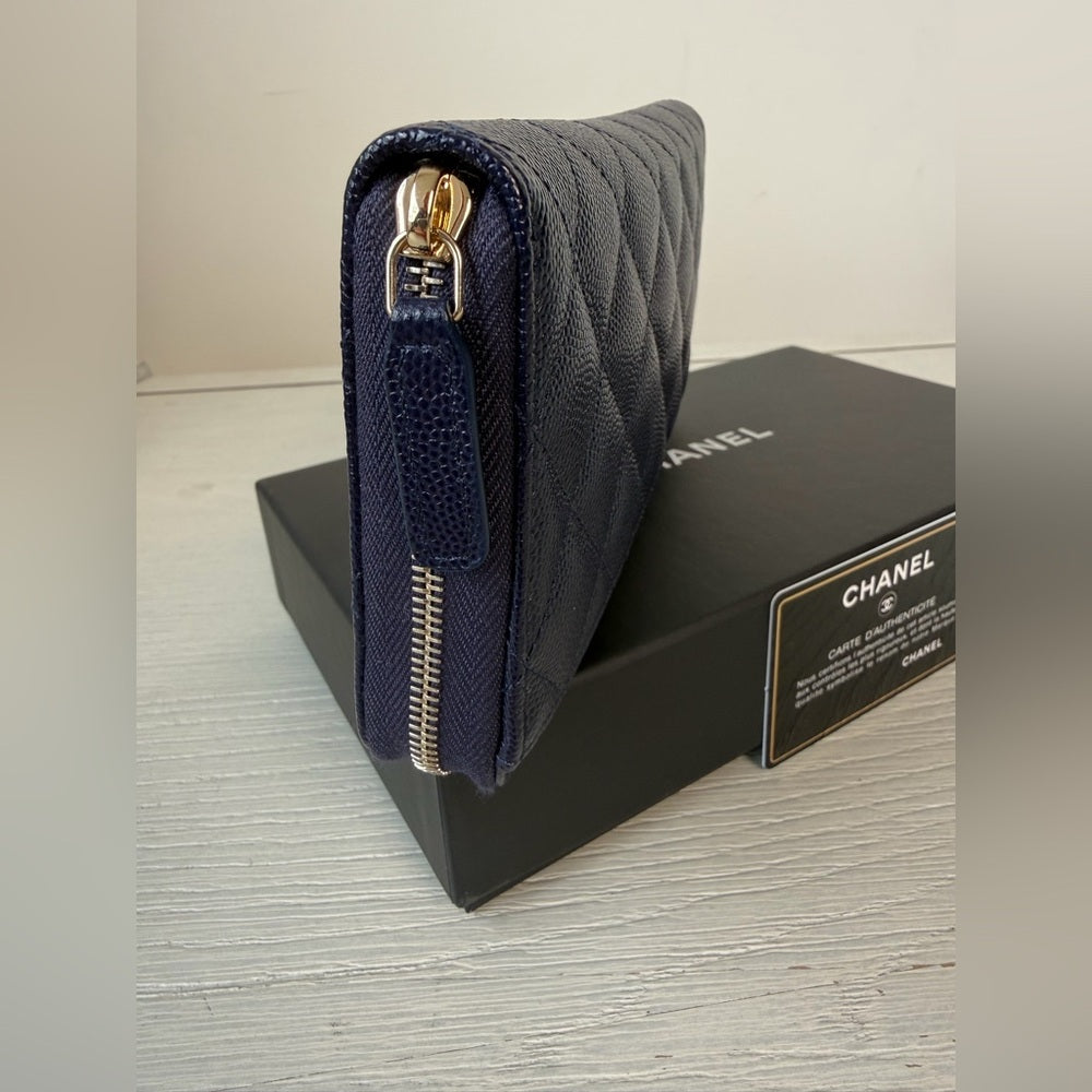 Chanel Caviar Blue Leather Interlocking CC Logo Continental Long Wallet