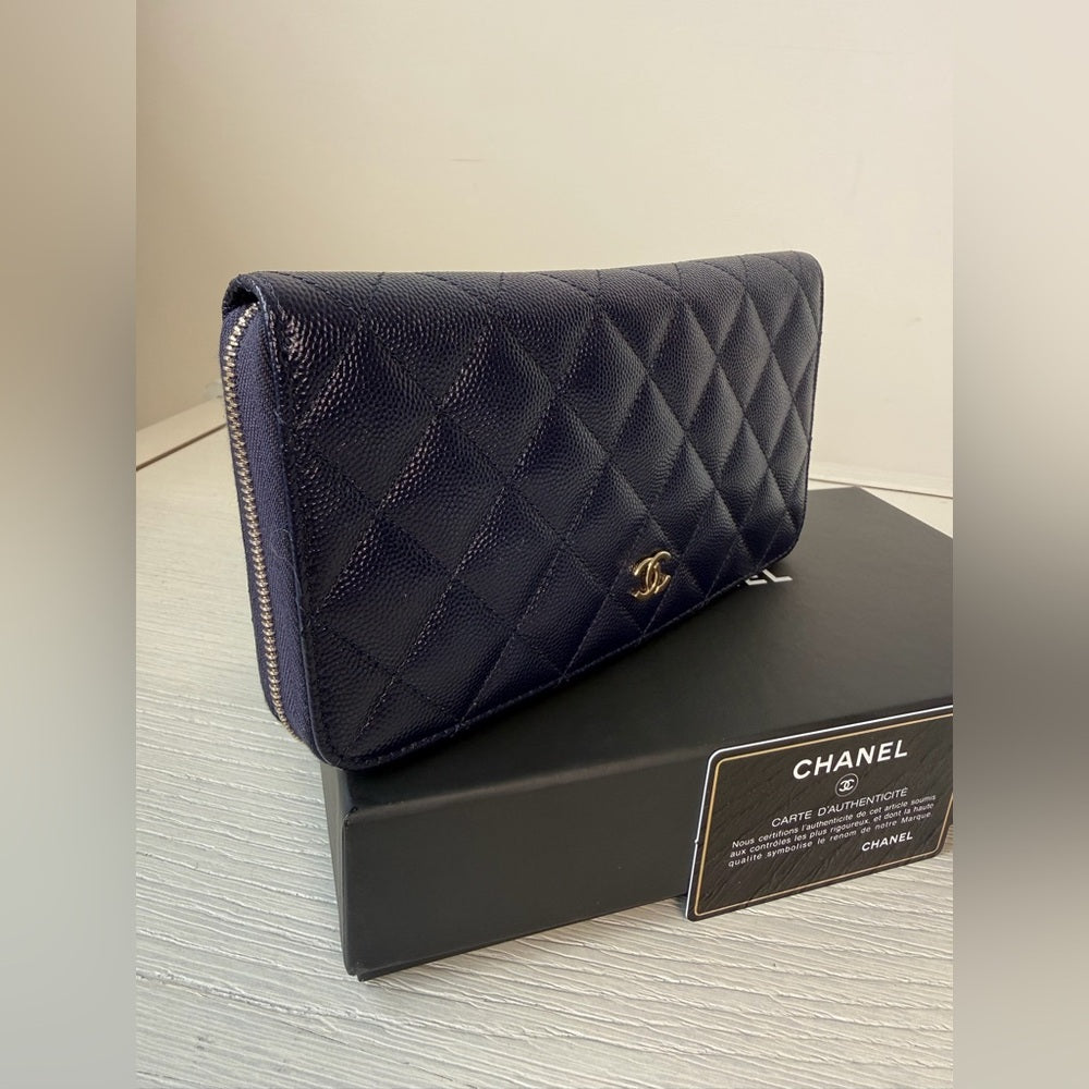Chanel Caviar Blue Leather Interlocking CC Logo Continental Long Wallet