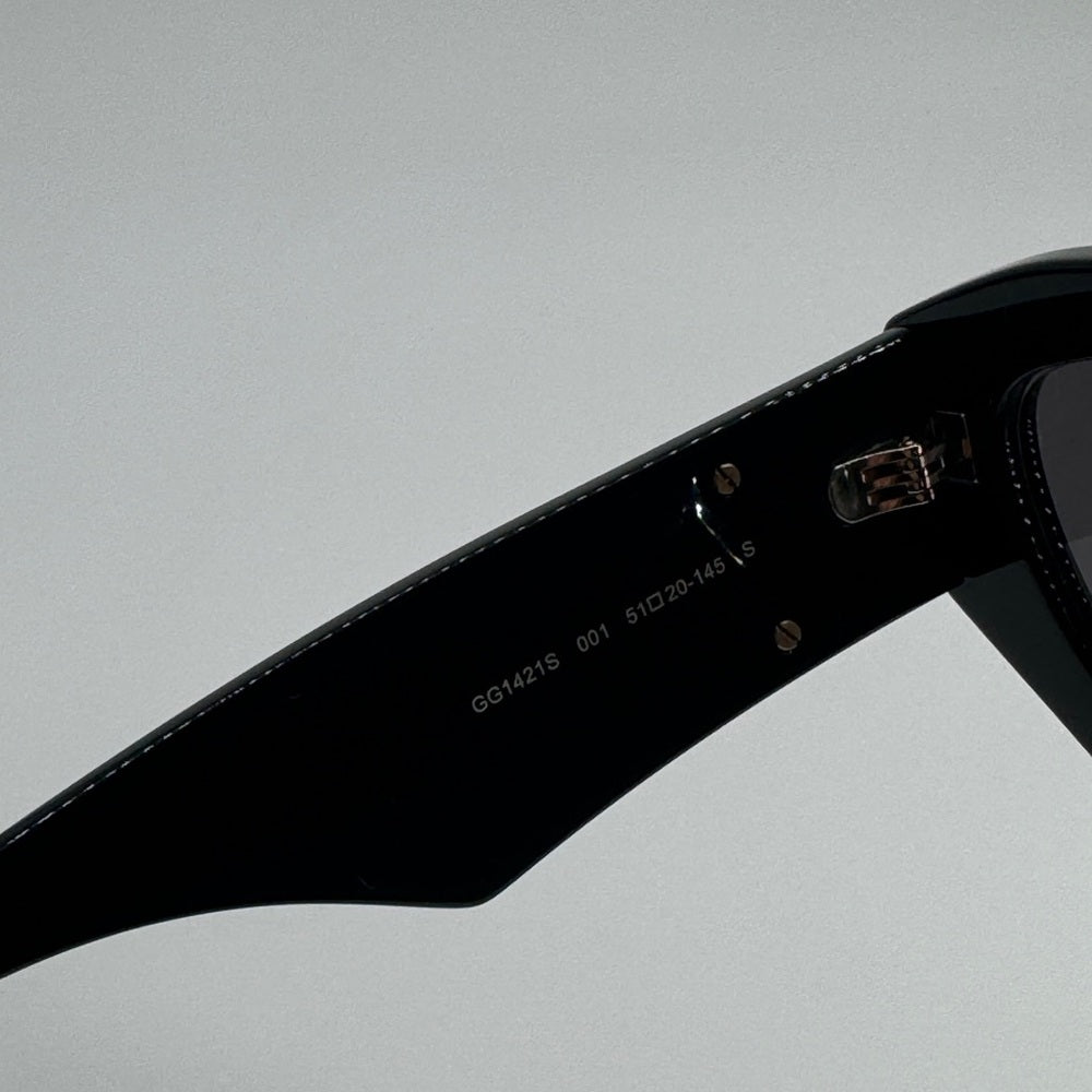 Gucci Black and Gold Sunglasses GG1421S Size 51/20