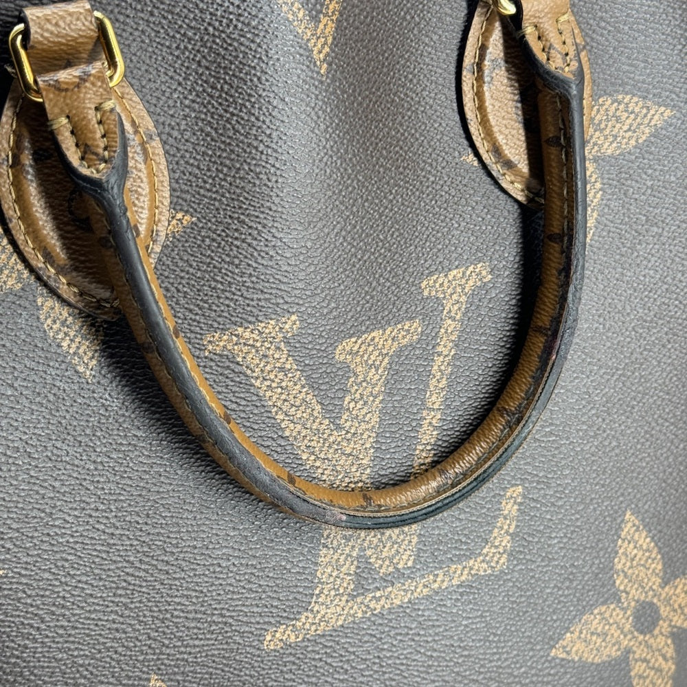 Louis Vuitton On The Go Tote MM Monogram Canvas Shoulder Bag