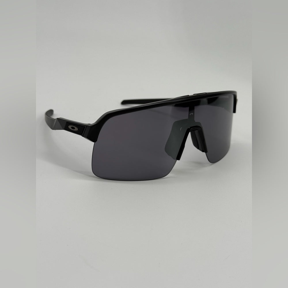 Oakley OO9463 Sutro Lite Men's Sunglasses - Black