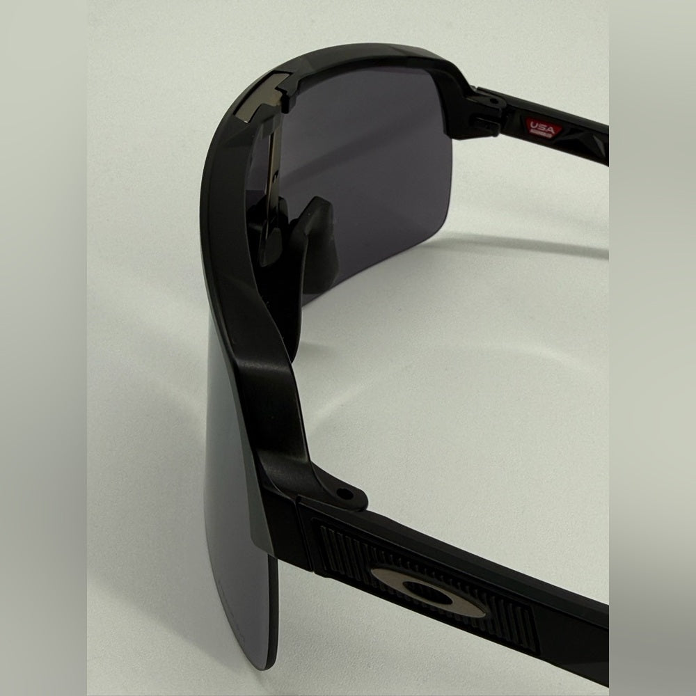 Oakley OO9463 Sutro Lite Men's Sunglasses - Black