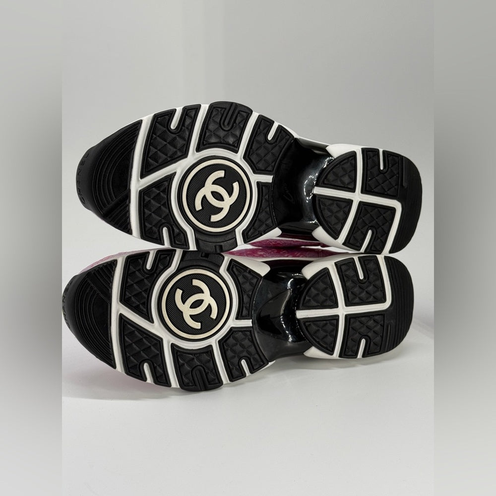 Chanel Pink Tweed CC Sneakers Size 35 1/2