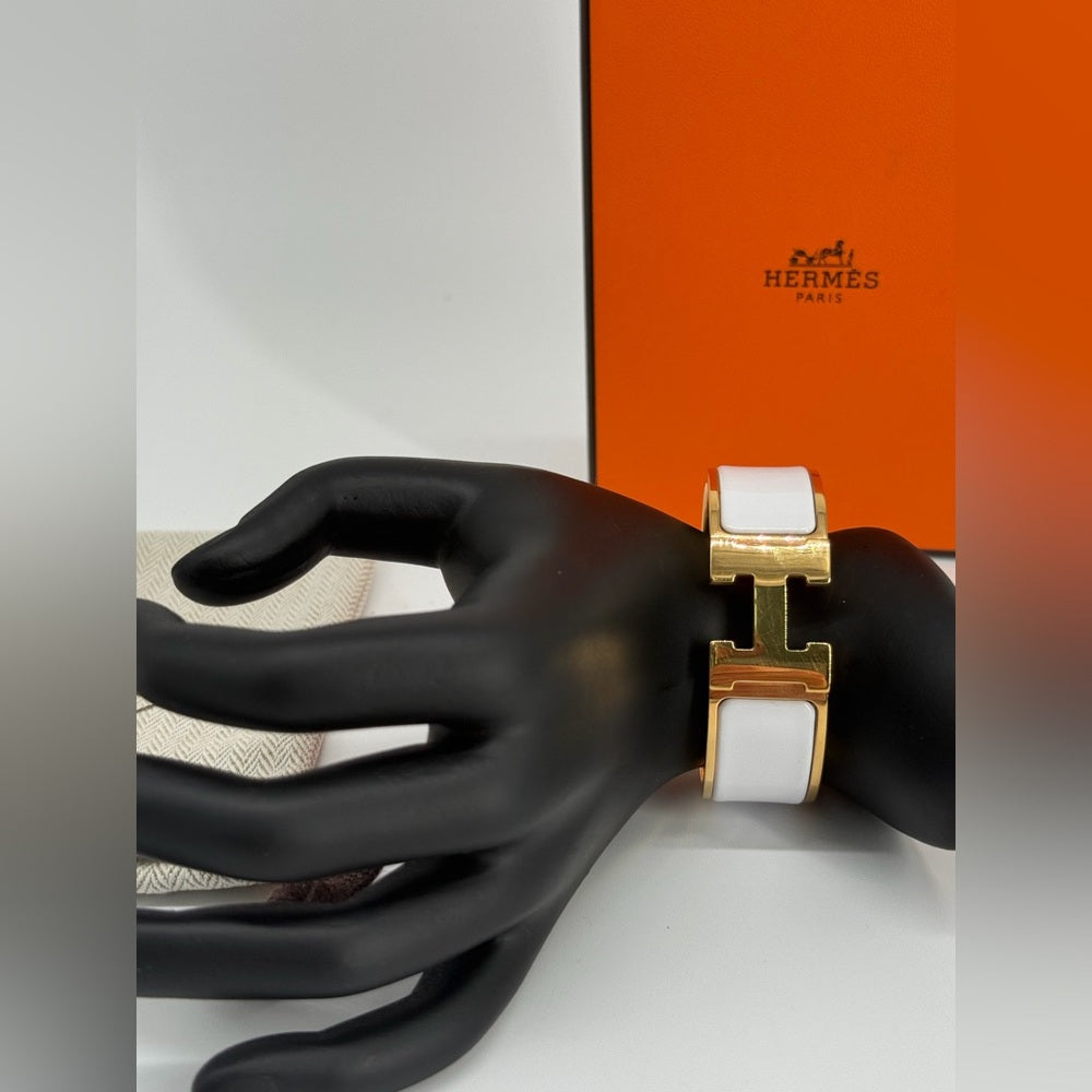 HERMES Yellow Gold Plated White Enamel Clic Clac H Wide Bracelet