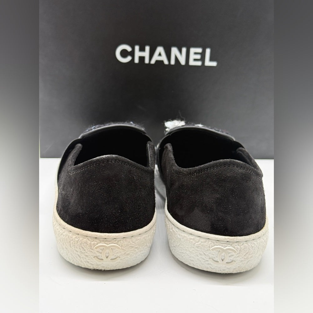 Chanel Interlocking Tweed Sneakers Size 39