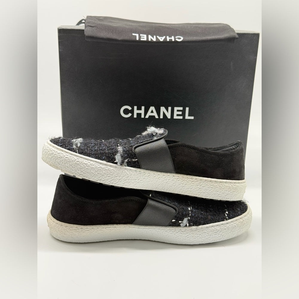 Chanel Interlocking Tweed Sneakers Size 39
